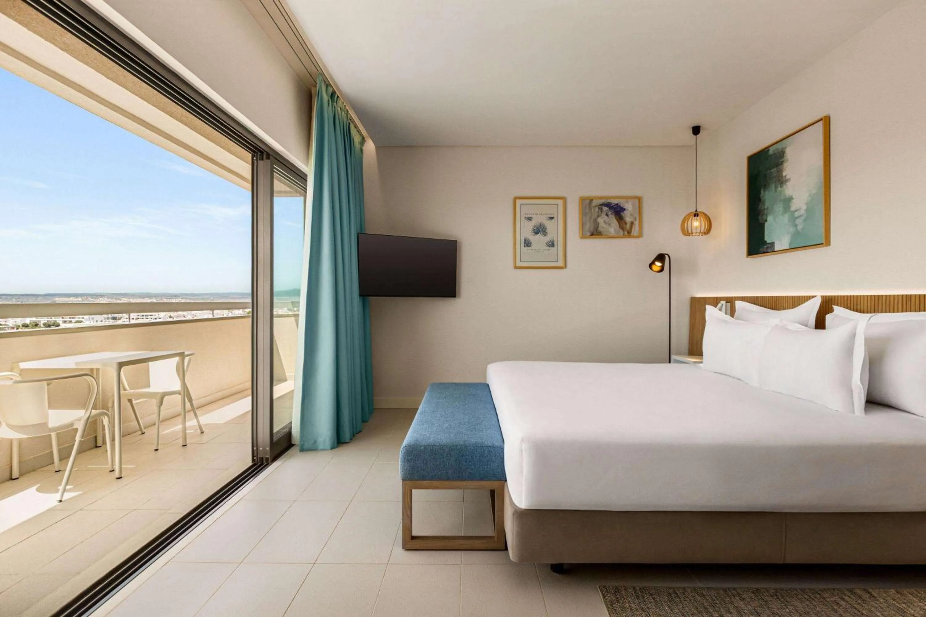 Bed in Wyndham Residences Alvor Beach