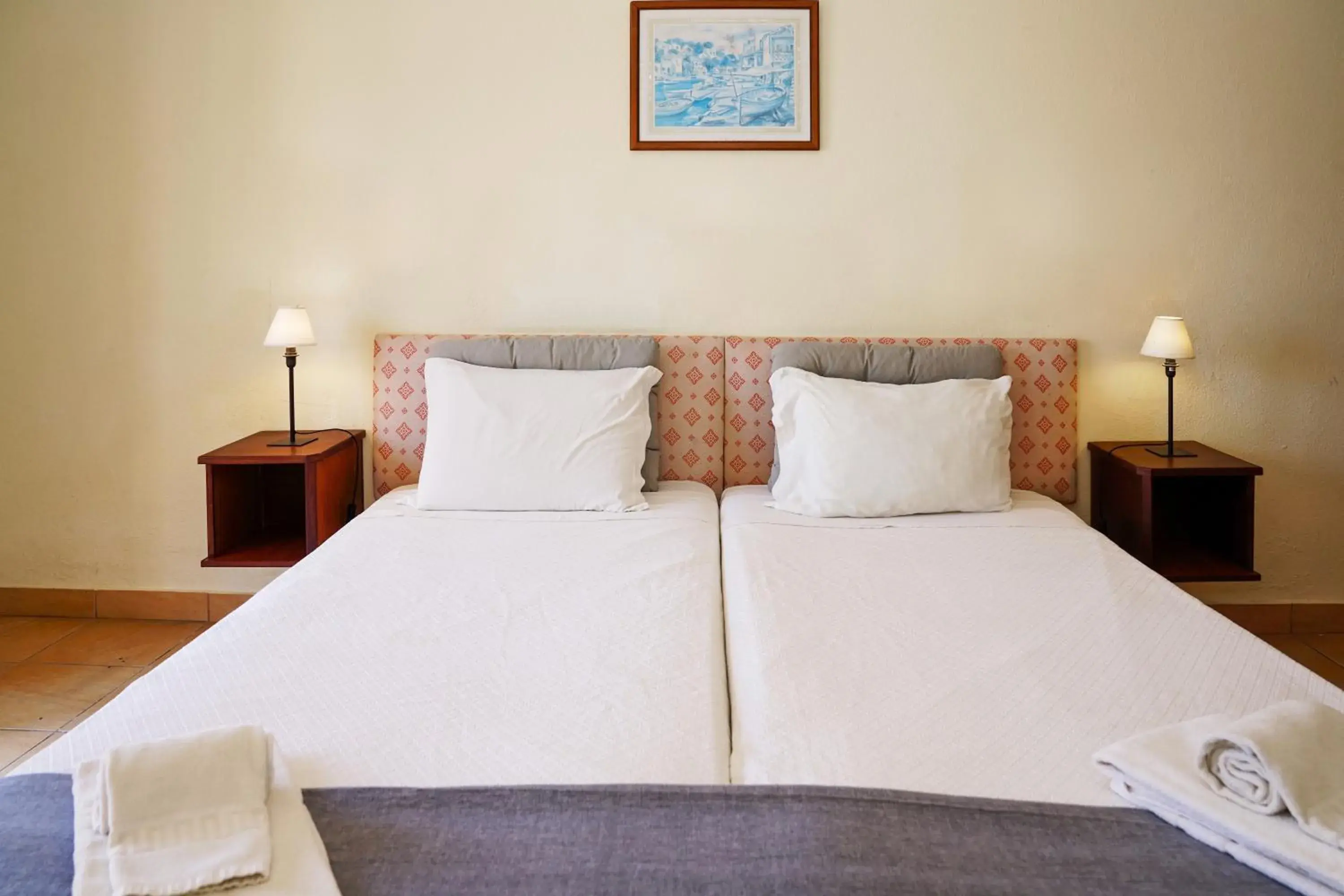 Bed in Cheerfulway Ouravista Apartamentos Bed in Cheerfulway Ouravista Apartamentos