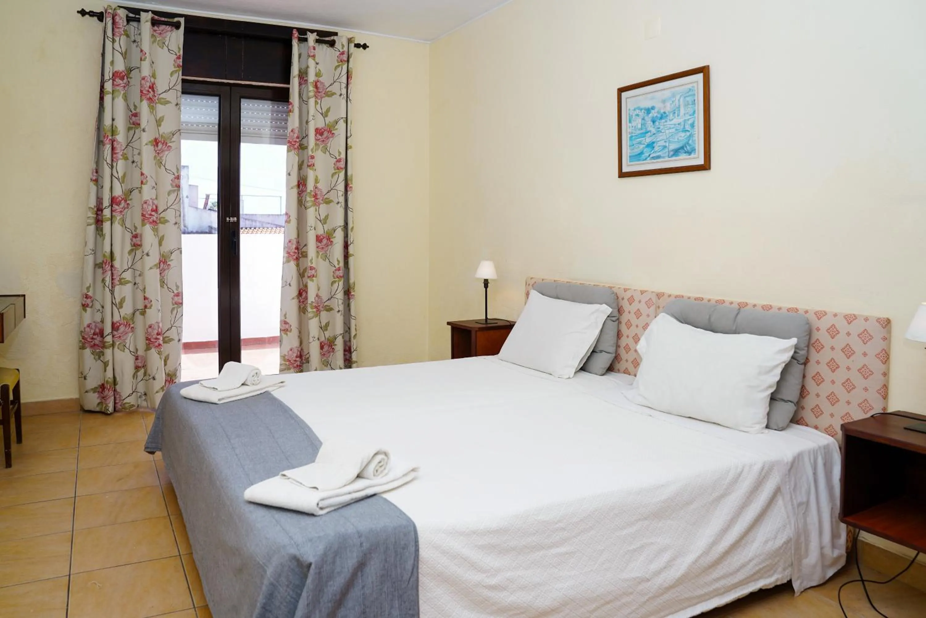 Bed in Cheerfulway Ouravista Apartamentos