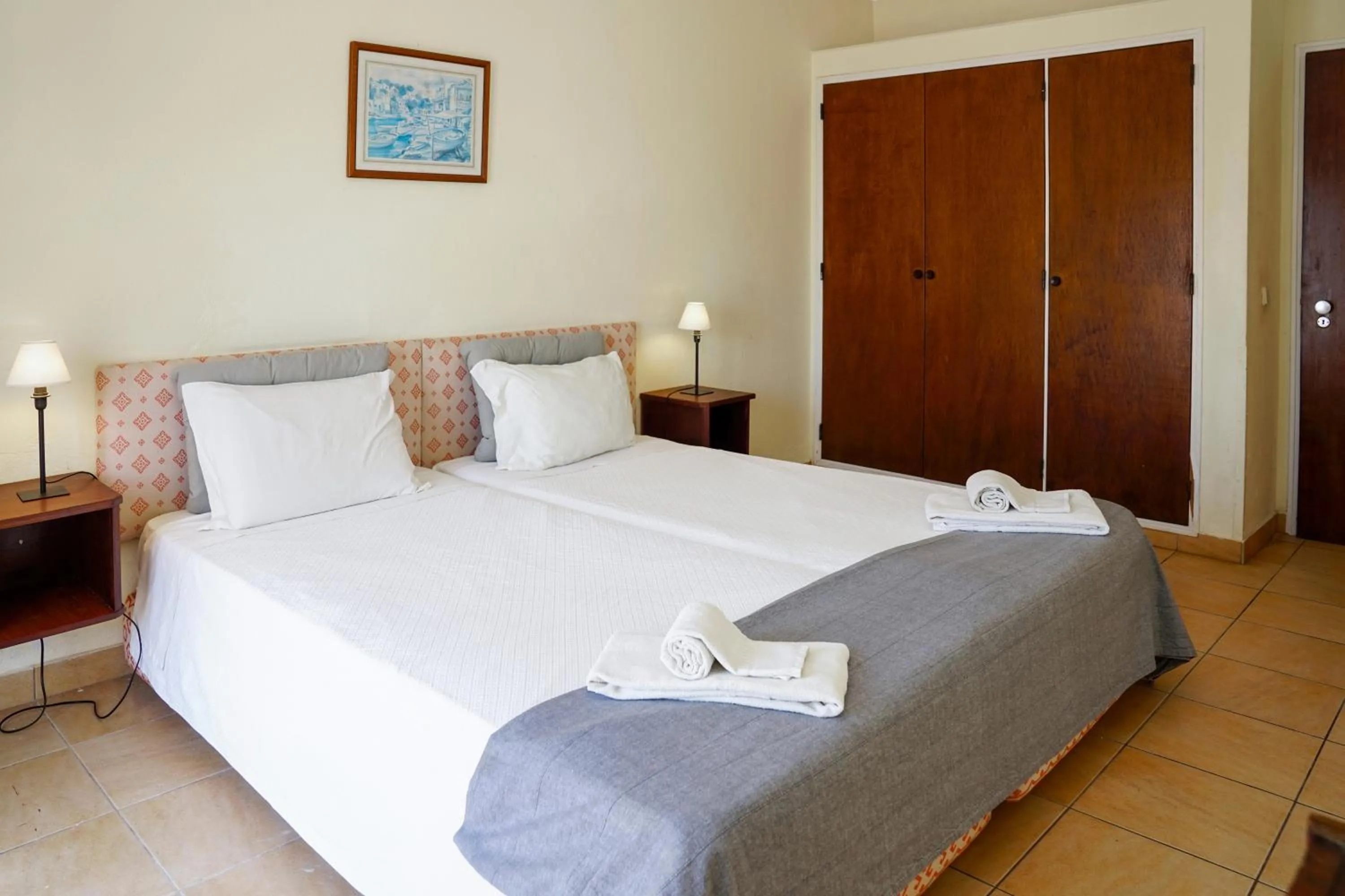 Bed in Cheerfulway Ouravista Apartamentos