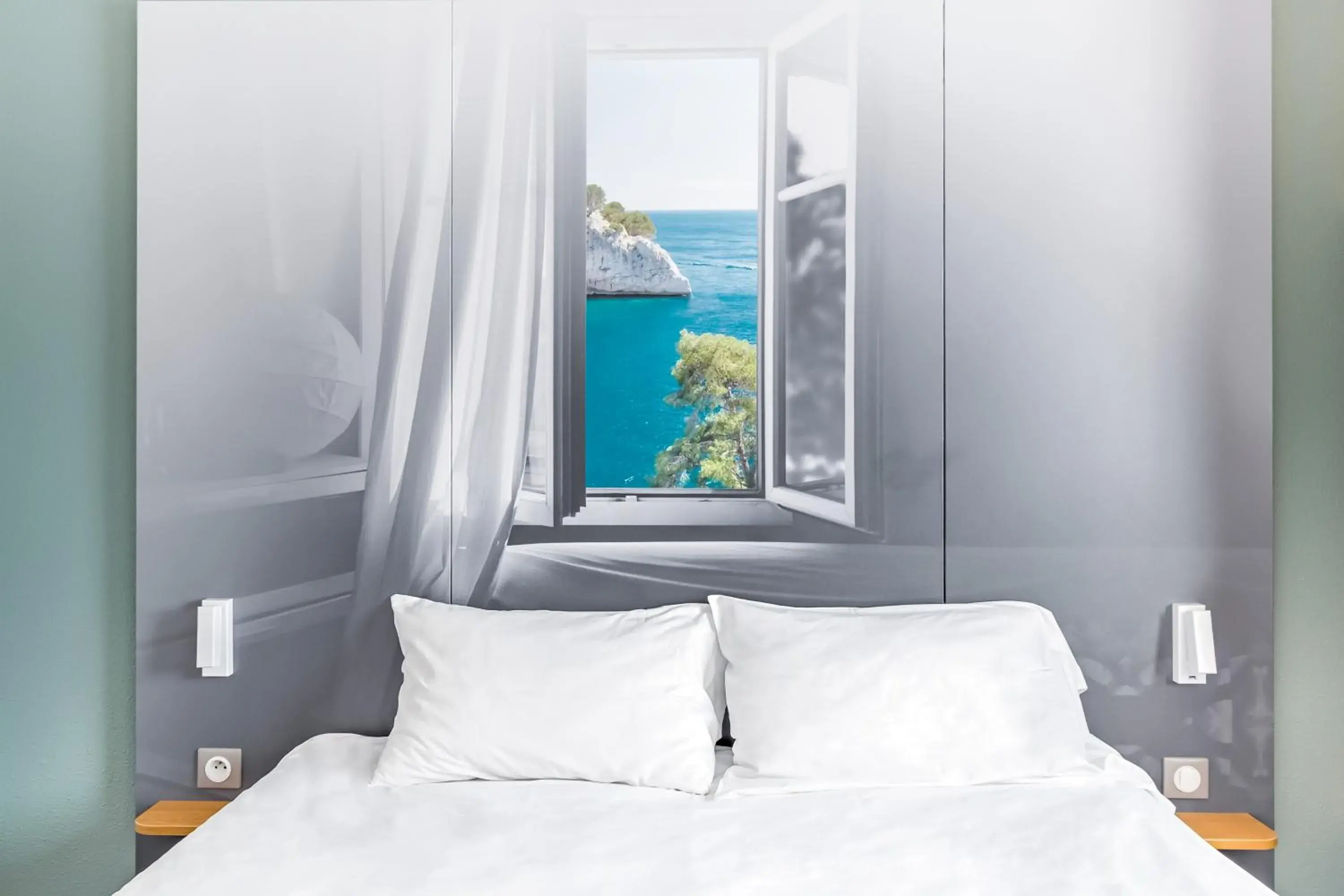 Bedroom, Bed in B&B HOTEL Marseille La Valentine Bedroom, Bed in B&B HOTEL Marseille La Valentine