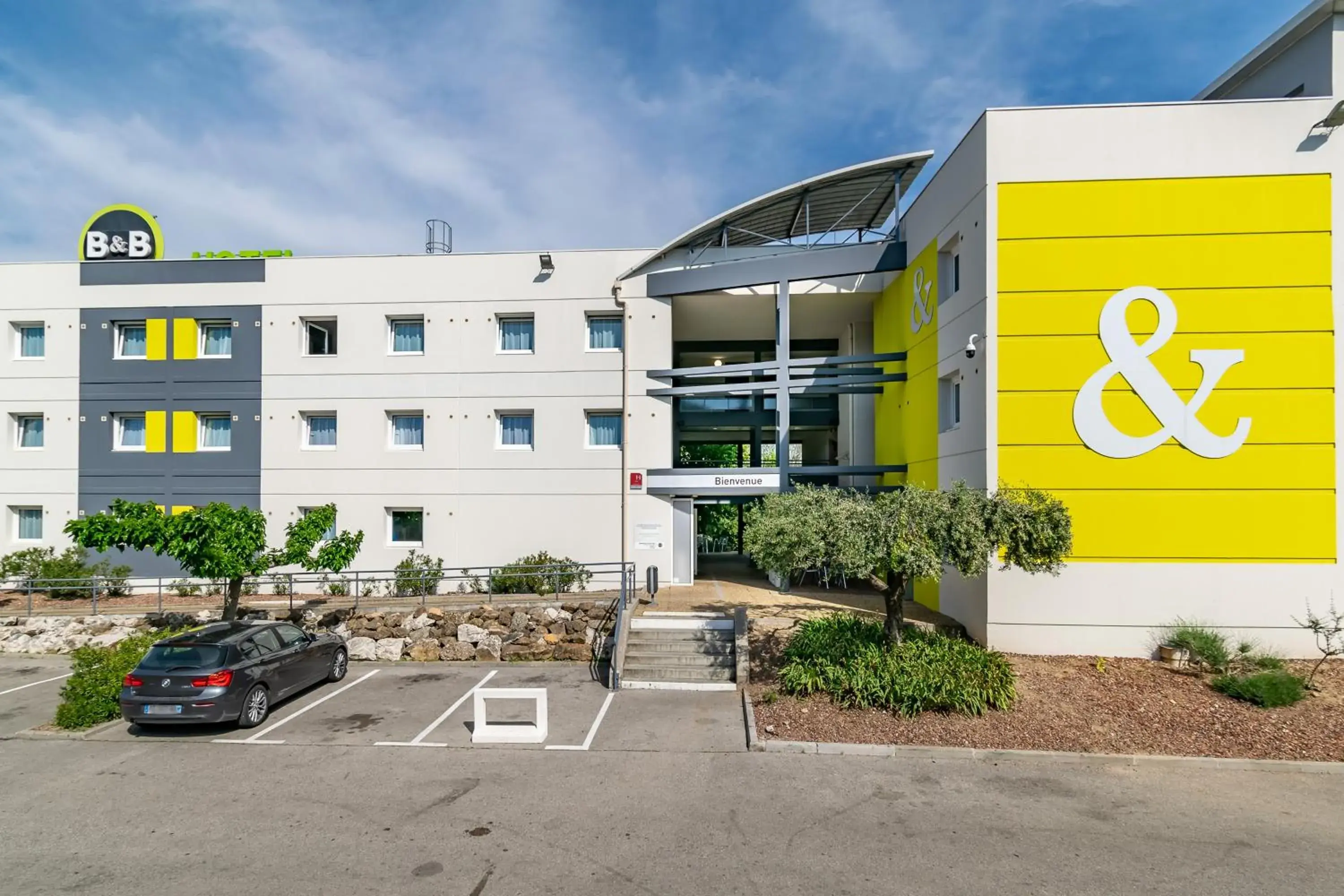 Facade/entrance in B&B HOTEL Marseille La Valentine Facade/entrance in B&B HOTEL Marseille La Valentine