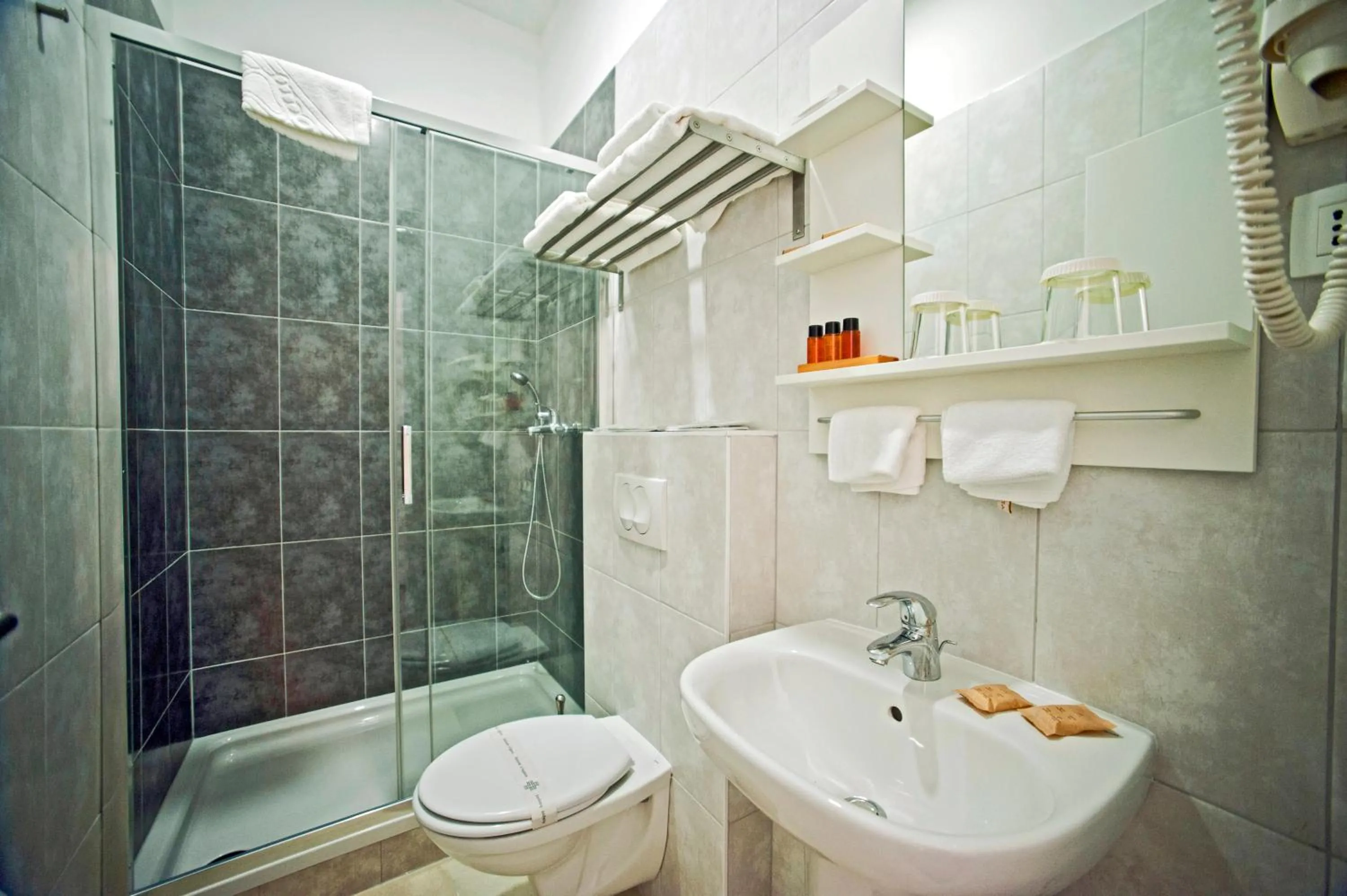 Bathroom in Valenti rooms