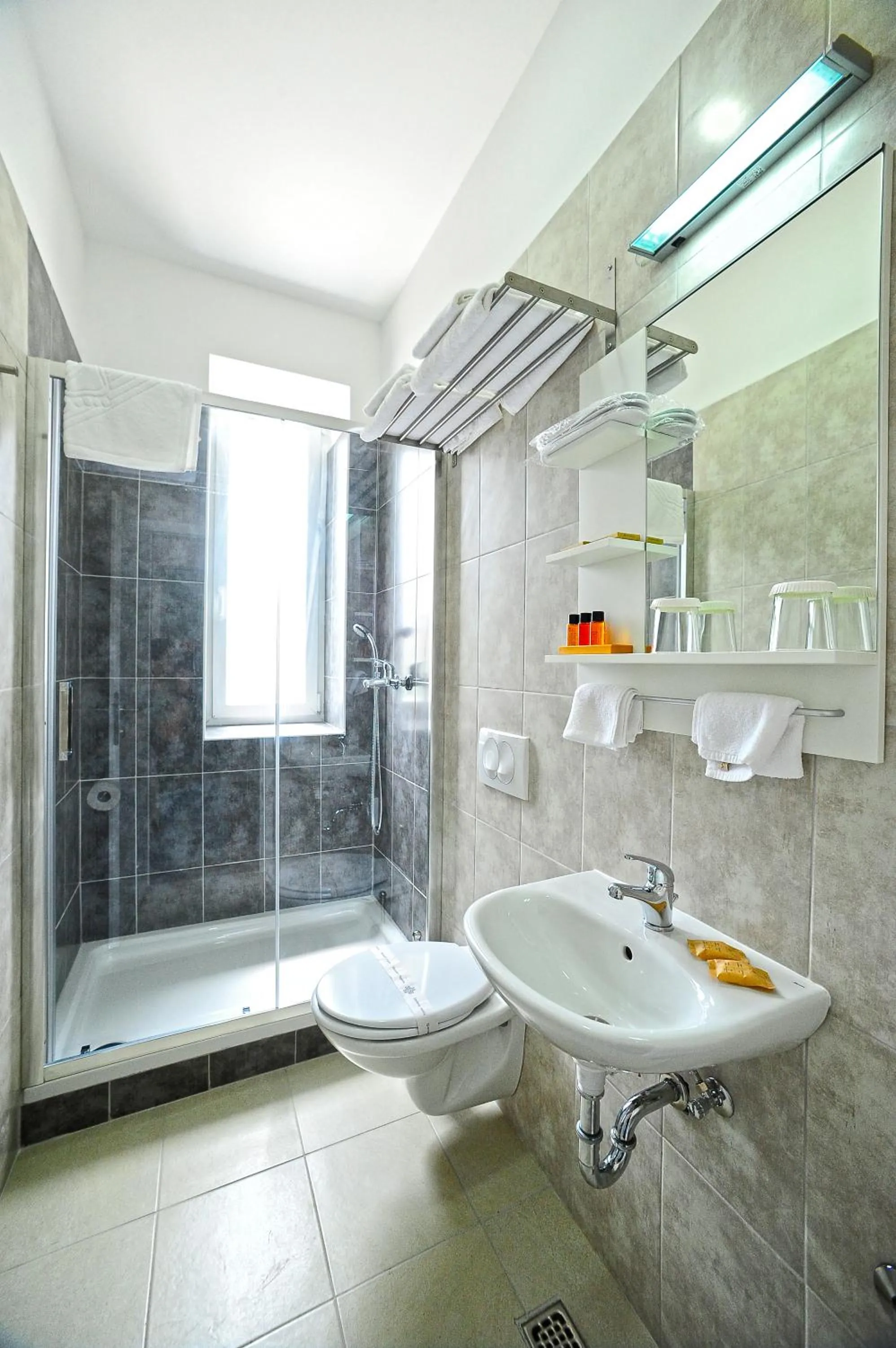 Bathroom in Valenti rooms