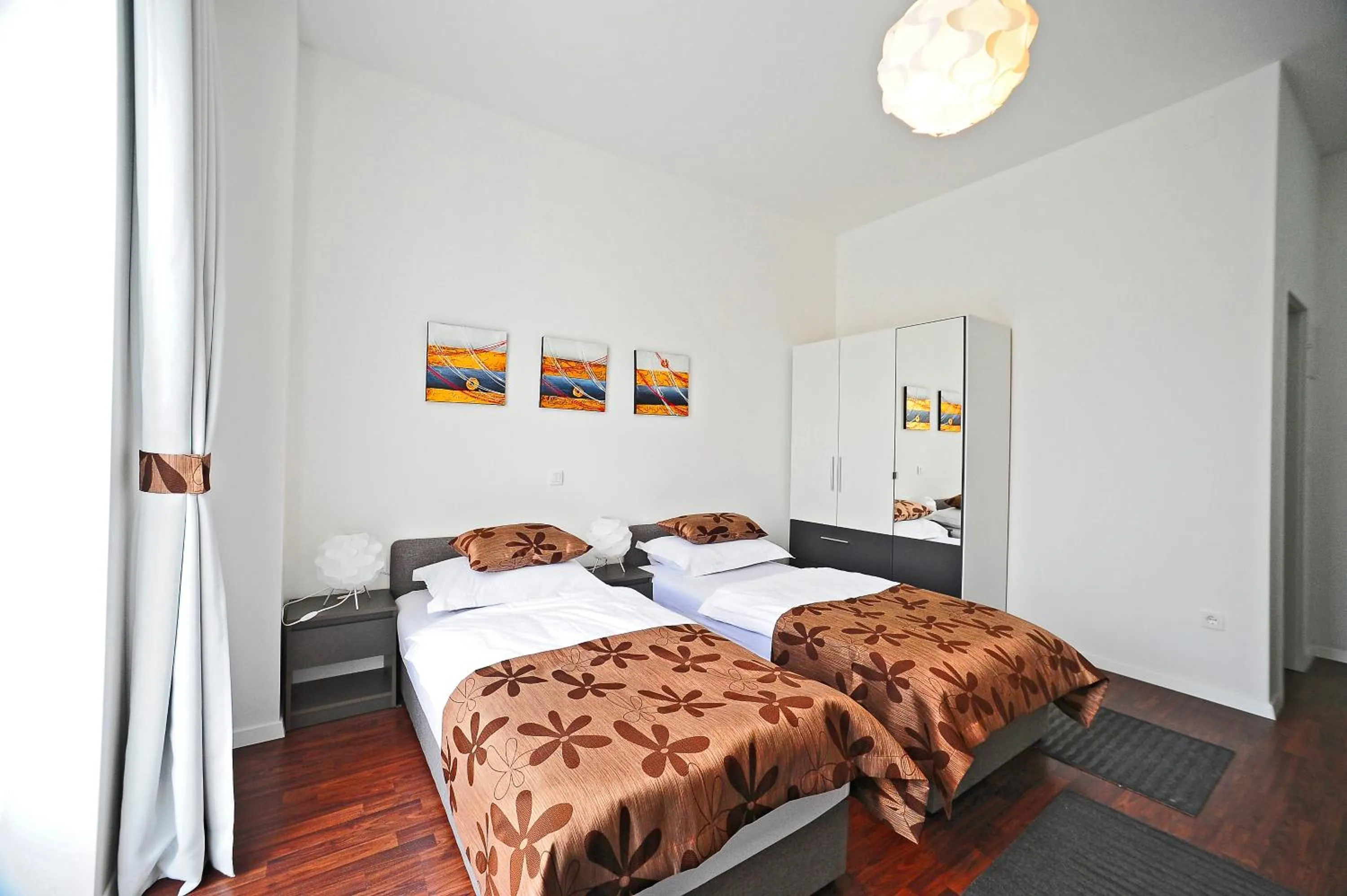 Bedroom, Bed in Valenti rooms
