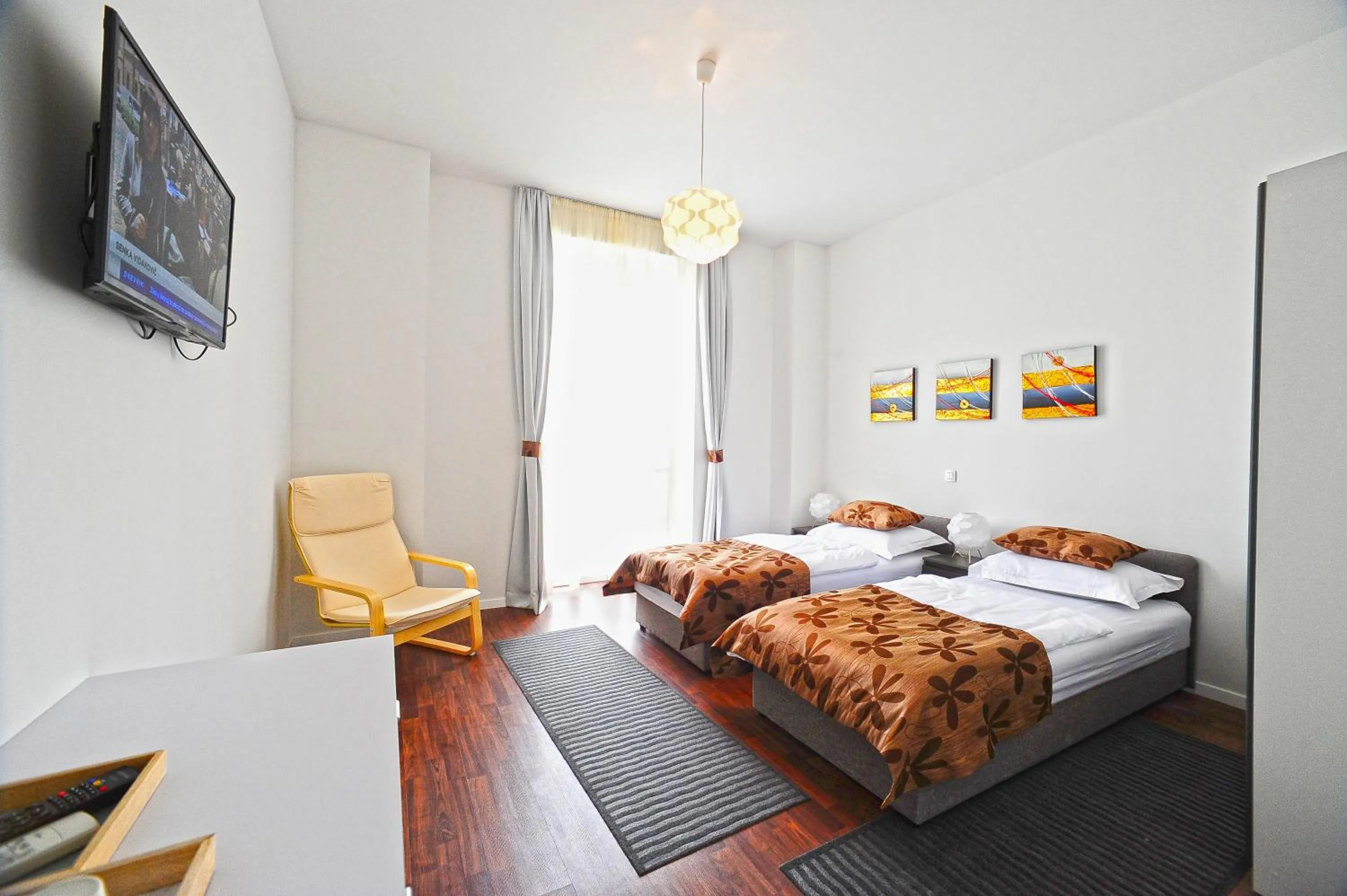 Bedroom, Bed in Valenti rooms
