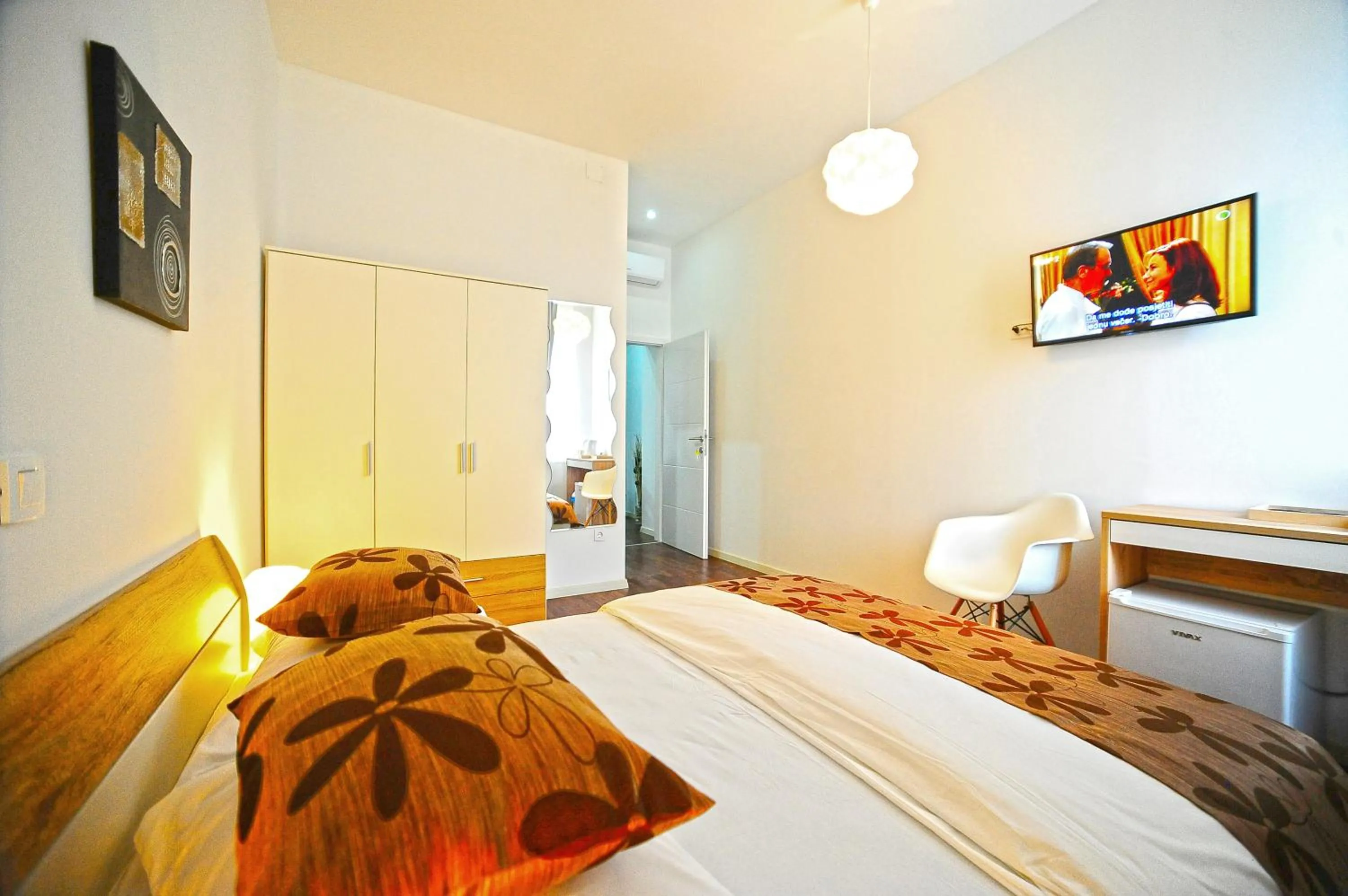 Bedroom, Bed in Valenti rooms