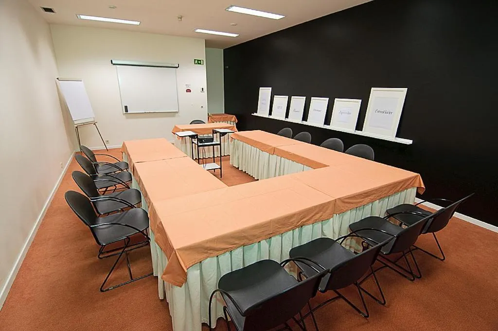 Business facilities in Hotel Douro