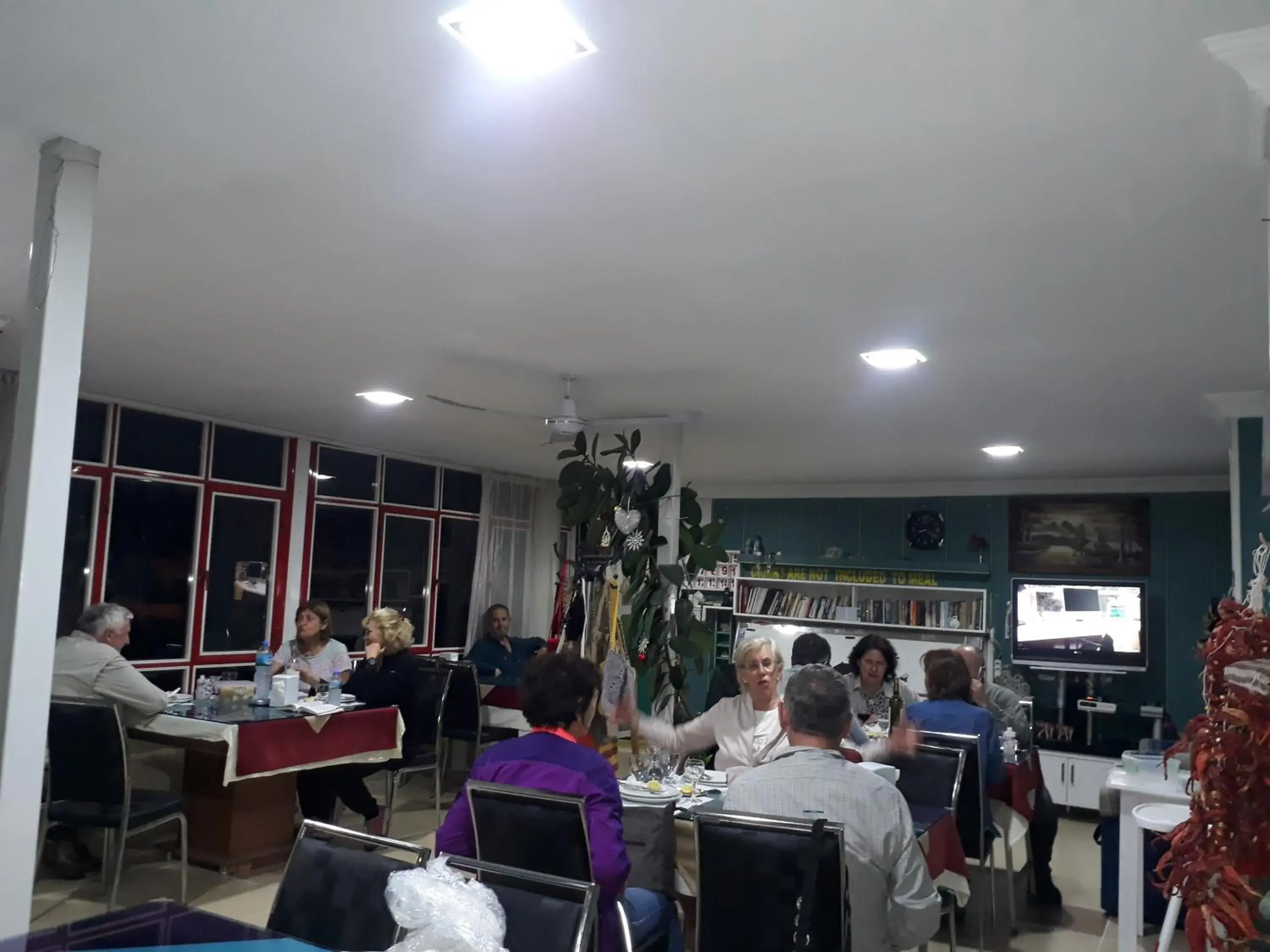 Restaurant/places to eat in Aspawa Hotel Restaurant/places to eat in Aspawa Hotel
