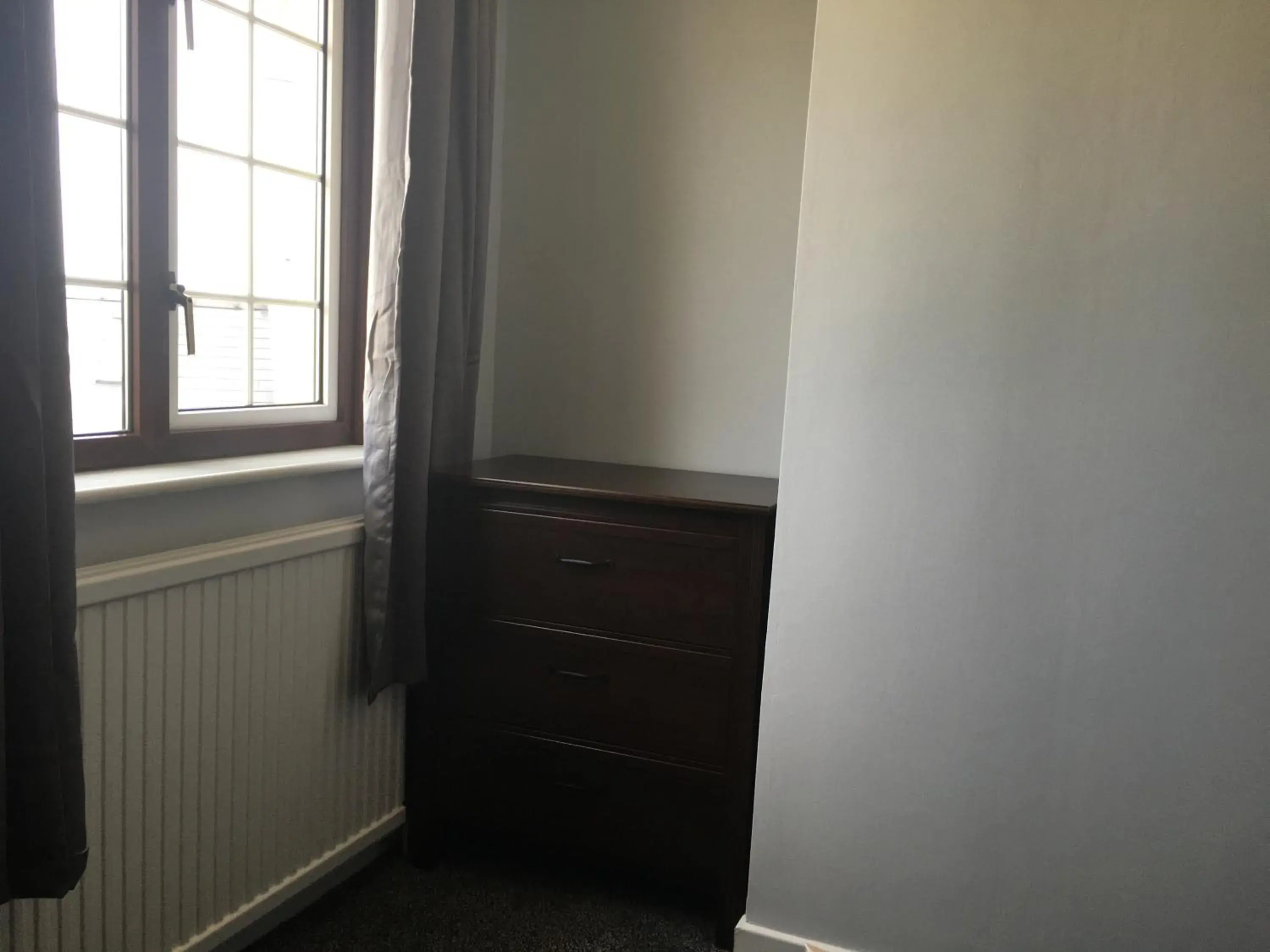 Small Double Room in Highgate Inn Hotel Small Double Room in Highgate Inn Hotel