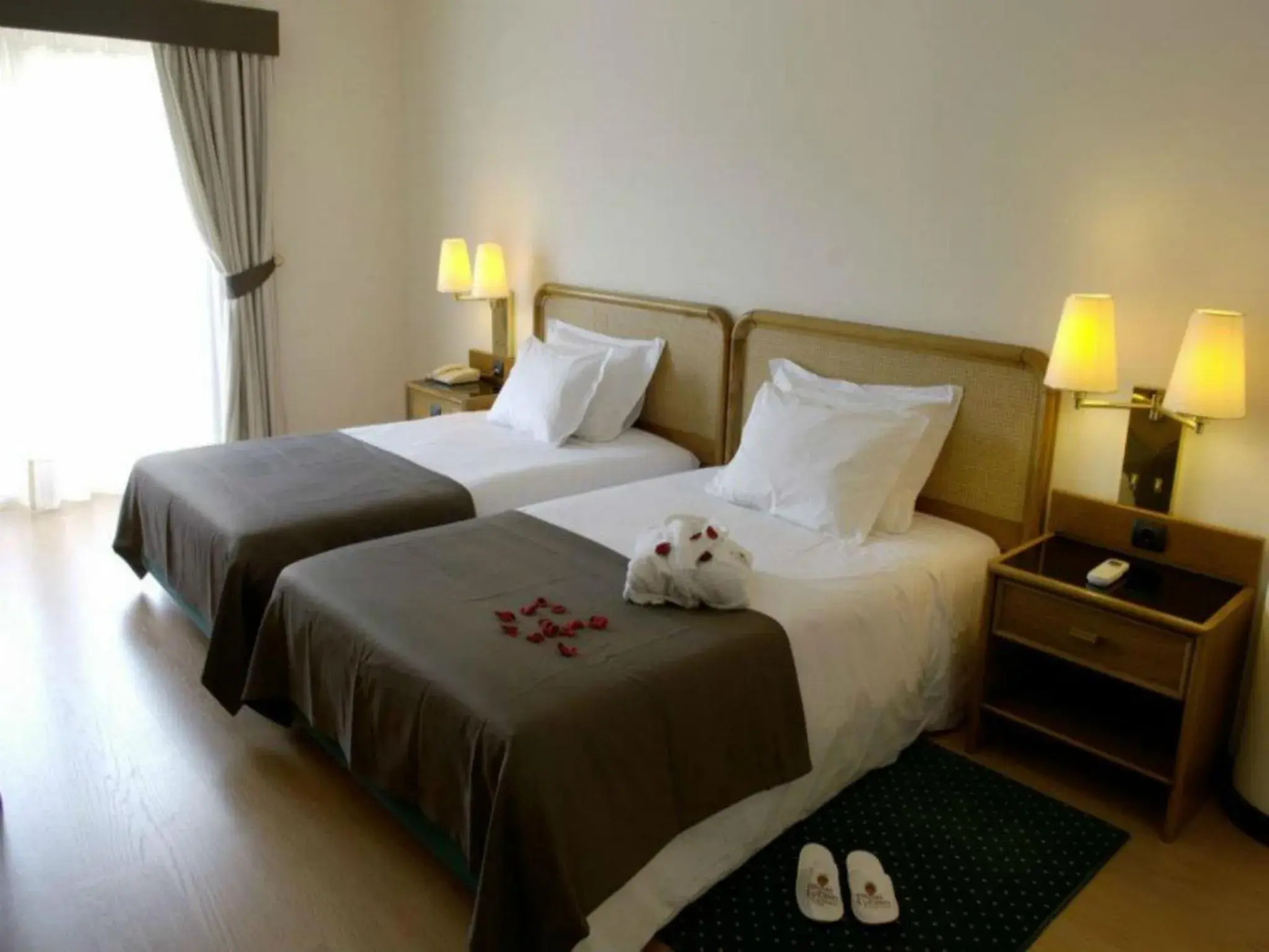 Bedroom, Bed in Palace Hotel & Spa - Termas de Sao Vicente Bedroom, Bed in Palace Hotel & Spa - Termas de Sao Vicente