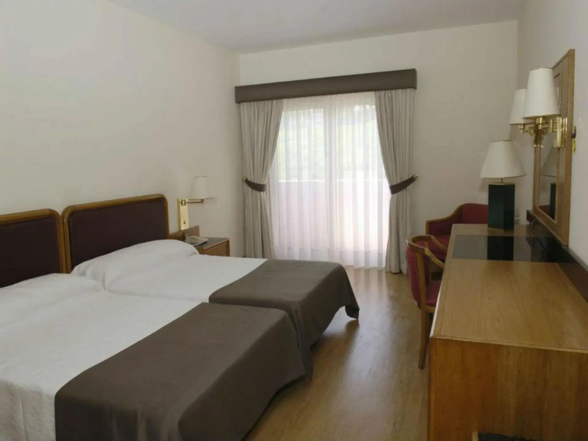 Bedroom, Bed in Palace Hotel & Spa - Termas de Sao Vicente Bedroom, Bed in Palace Hotel & Spa - Termas de Sao Vicente