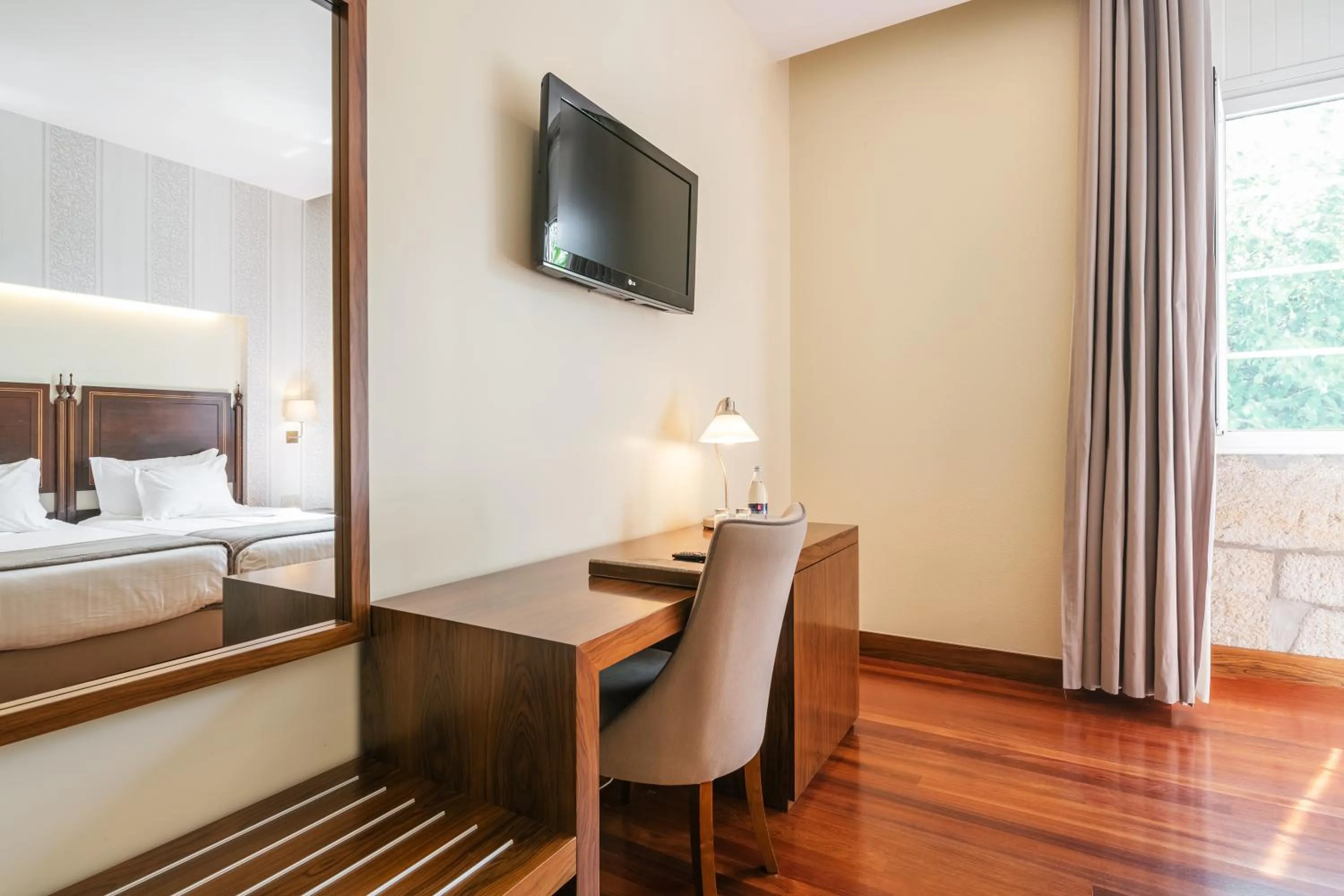 TV and multimedia, Bed in Forte de São Francisco Hotel Chaves