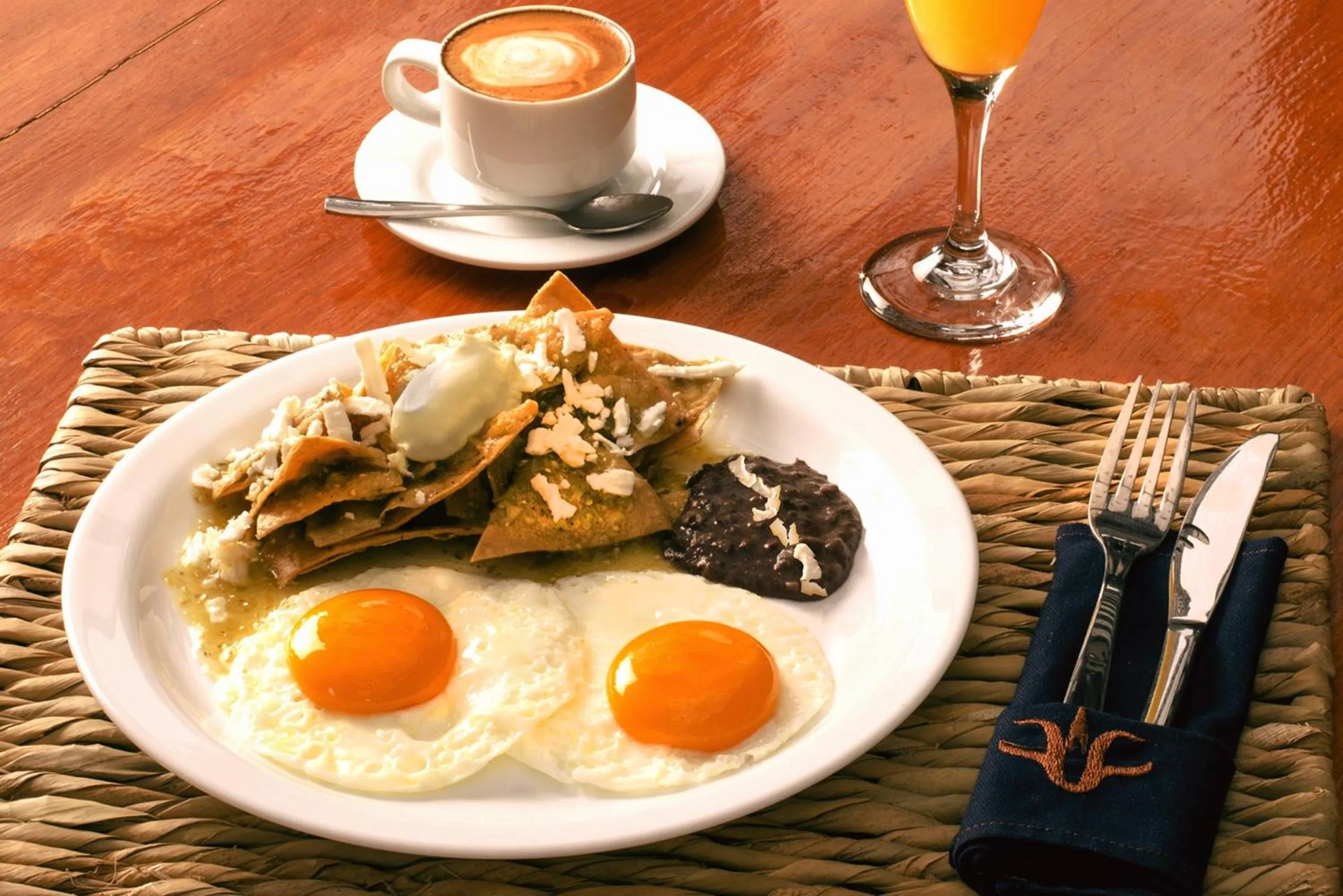 Food and drinks in Hotel Parque México Boutique