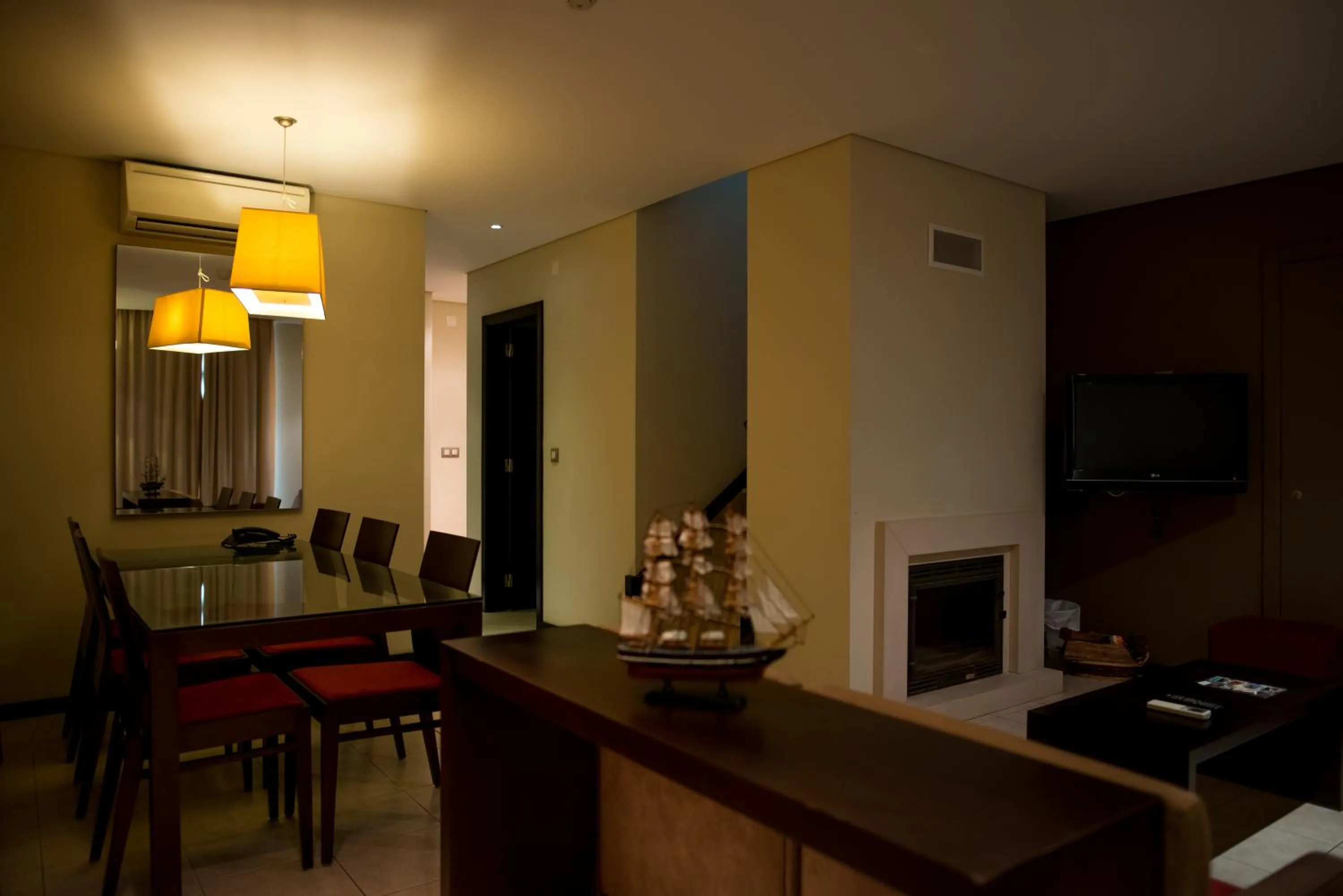 TV and multimedia in Noiva do Mar