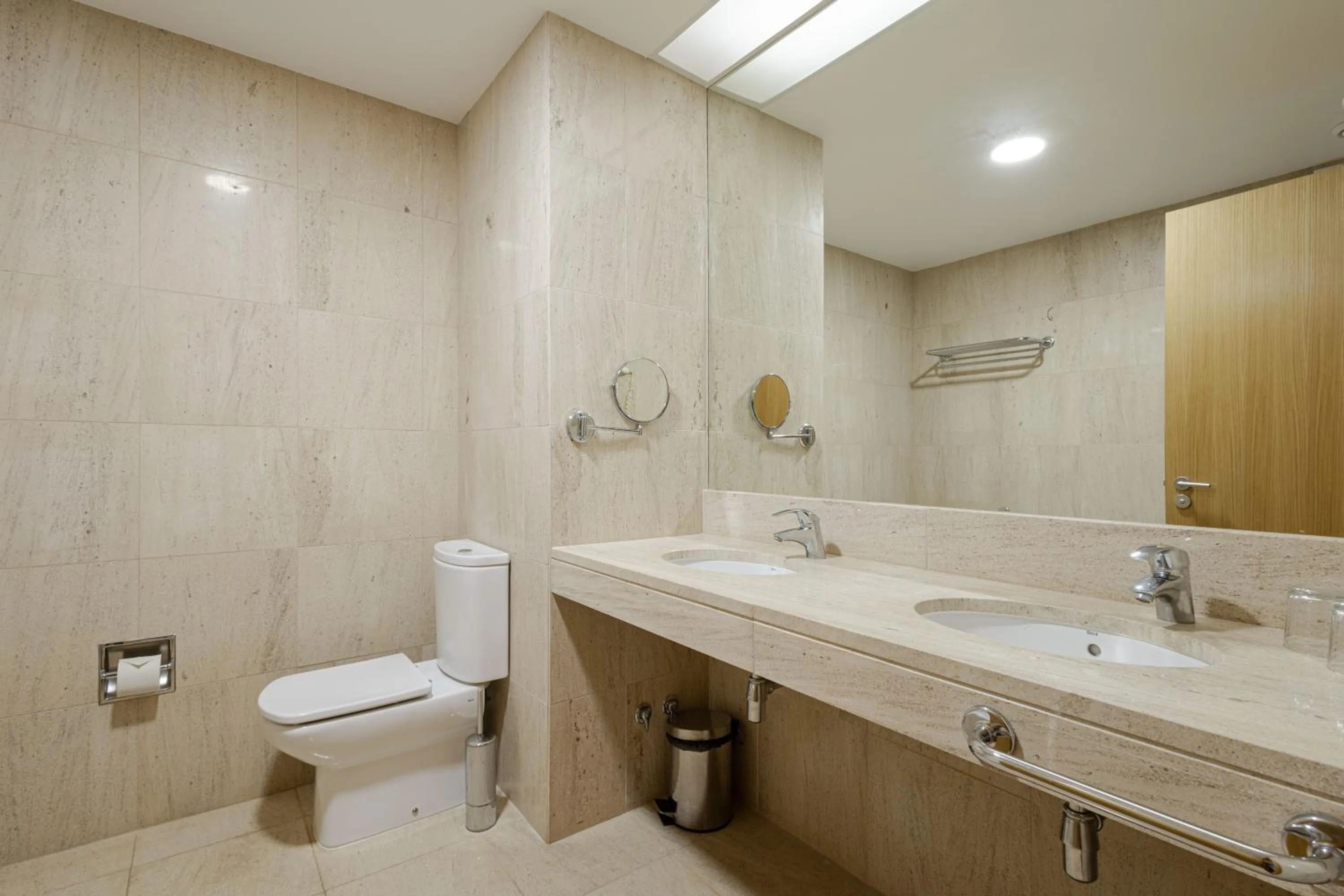 Toilet in Hotel da Graciosa