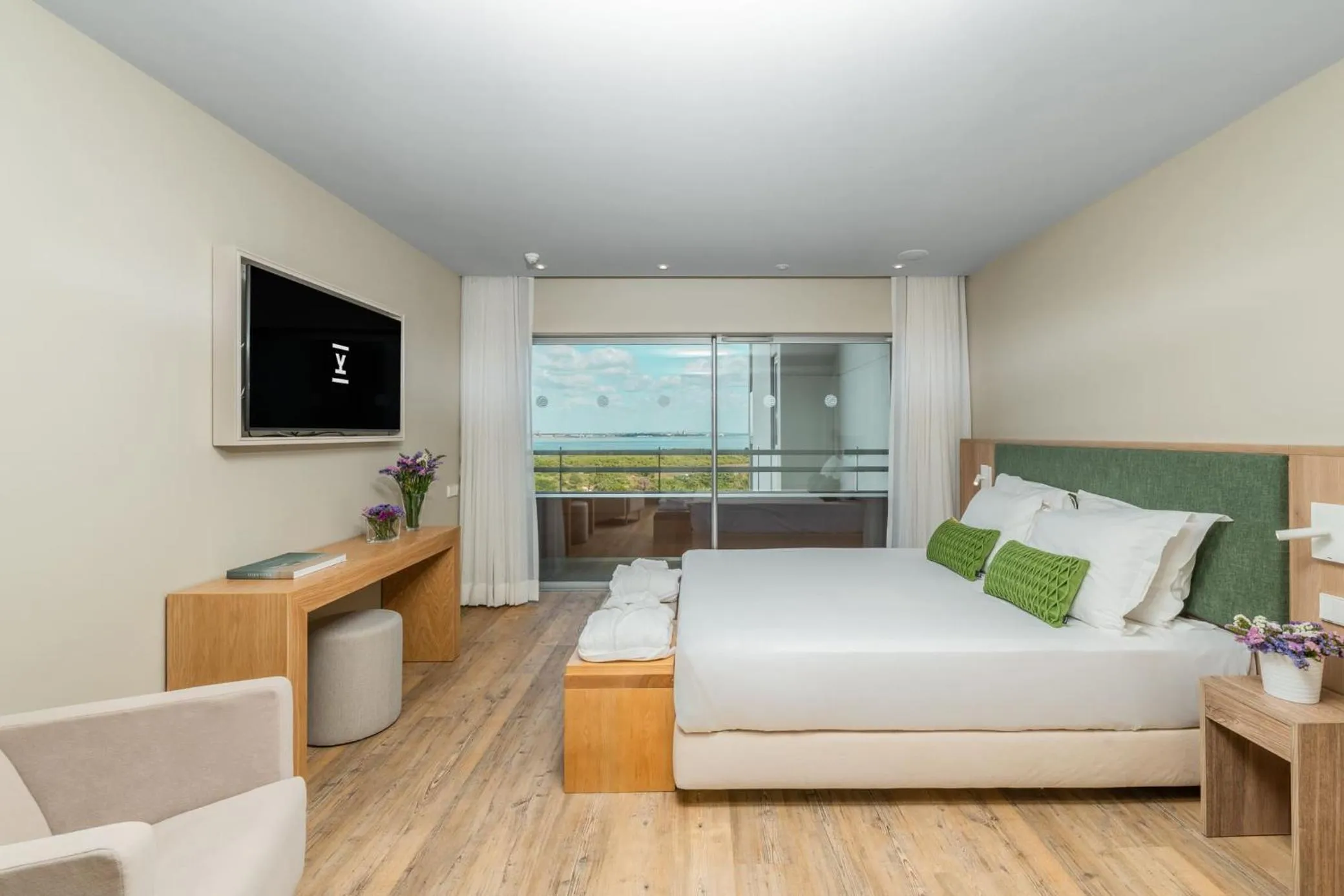 Bedroom, Bed in The Editory By The Sea Troia Comporta Hotel
