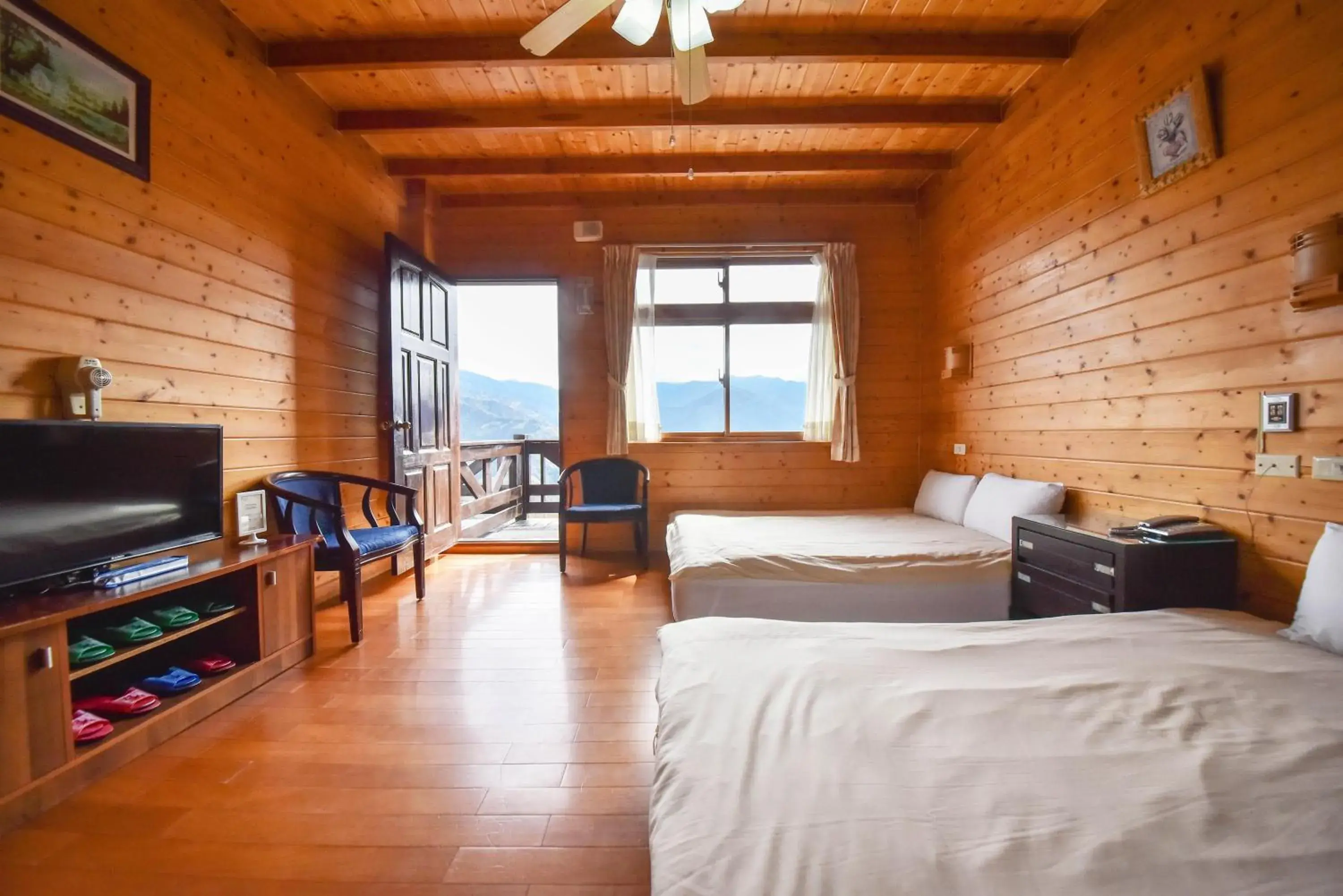 Family Suite with Balcony in Beverly B&B Family Suite with Balcony in Beverly B&B