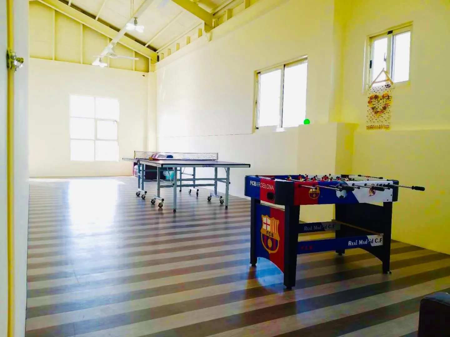 Billiard in Travel Light Hotel