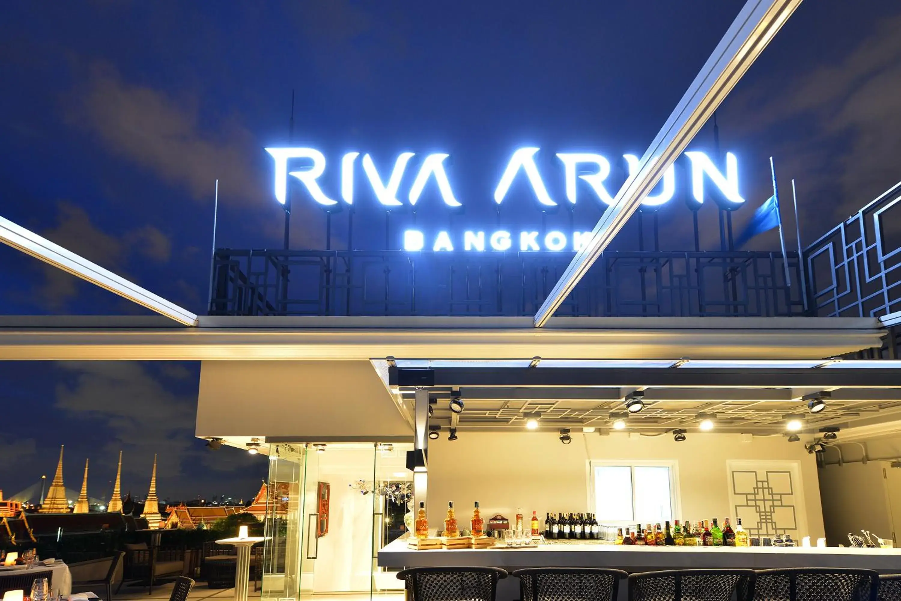 Property building in Riva Arun Bangkok Property building in Riva Arun Bangkok