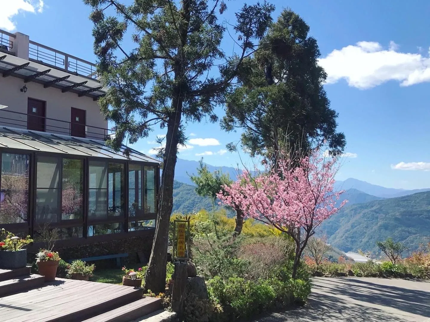 Margaret Garden Villa