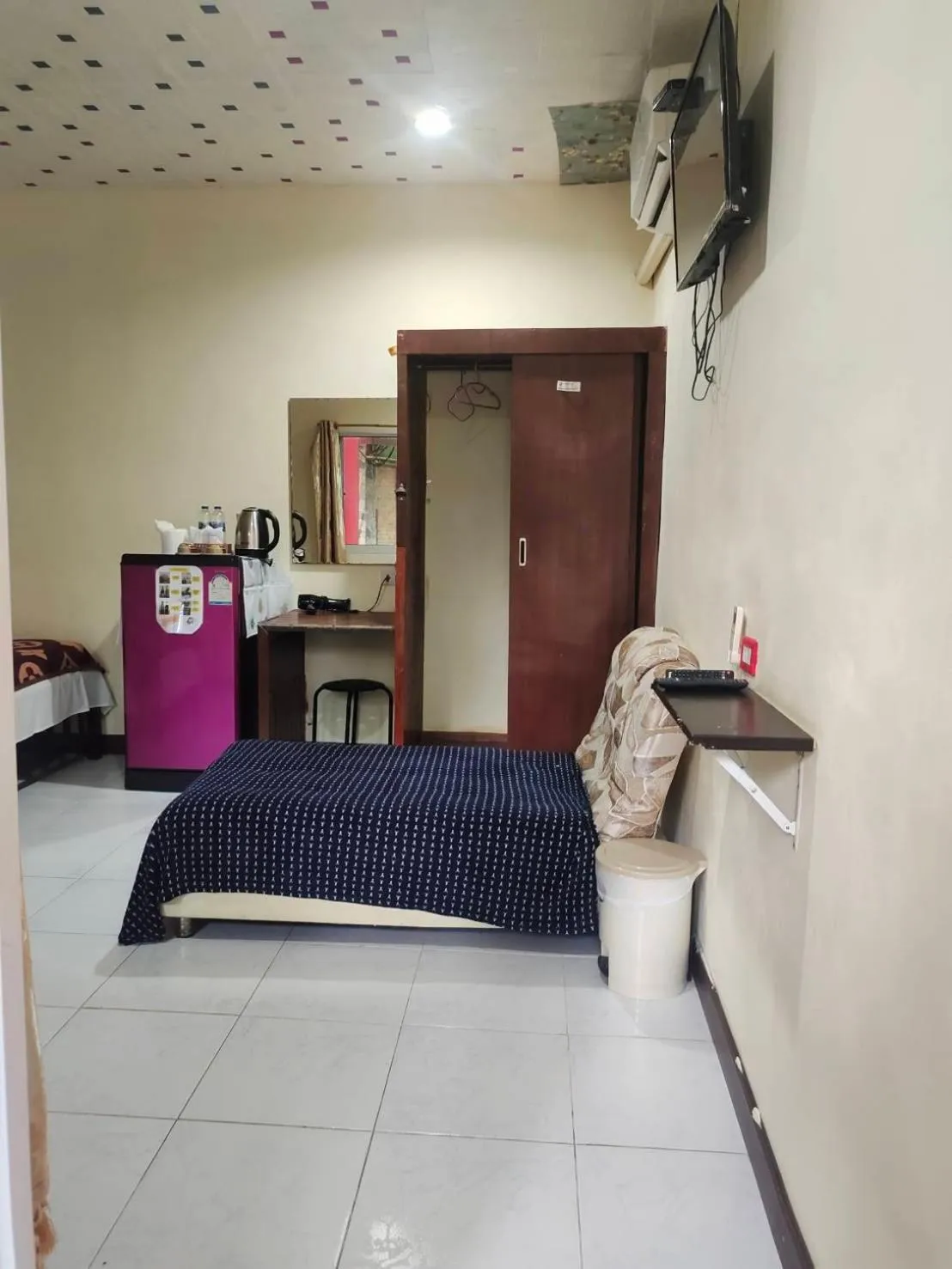 Bed in Everest Resort Samui - SHA Plus