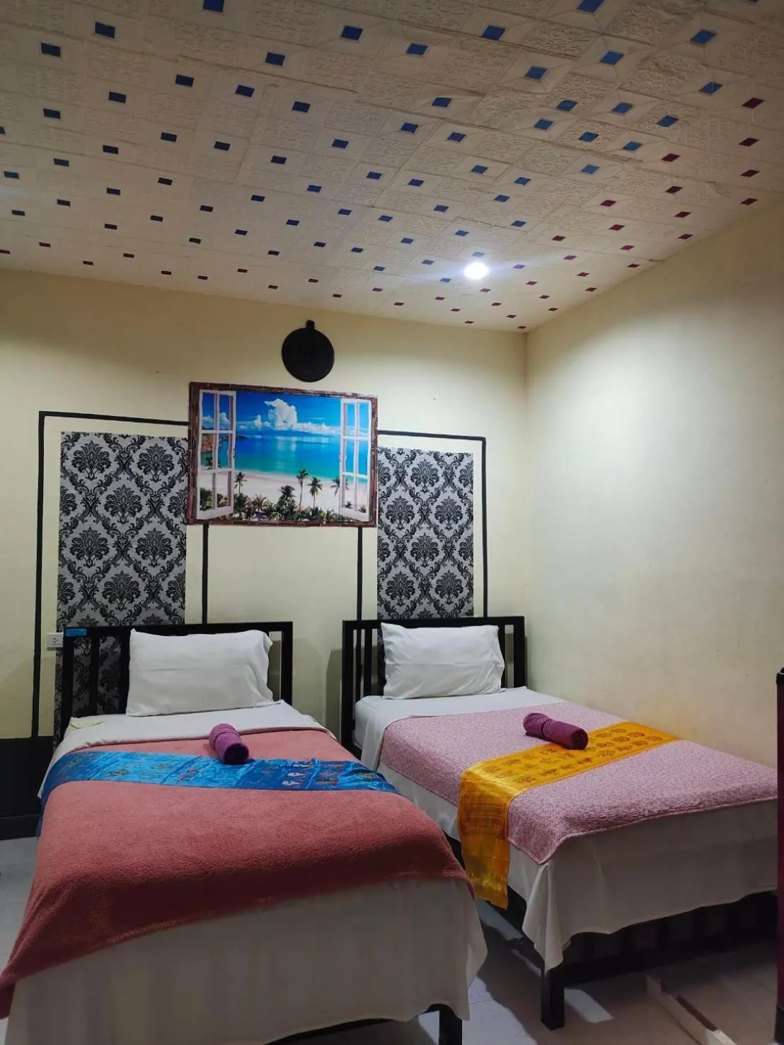 Bed in Everest Resort Samui - SHA Plus