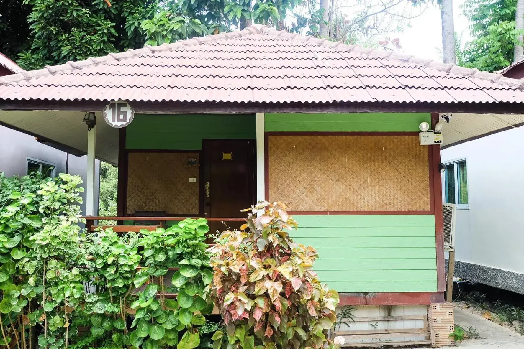 Facade/entrance in Everest Resort Samui - SHA Plus Facade/entrance in Everest Resort Samui - SHA Plus
