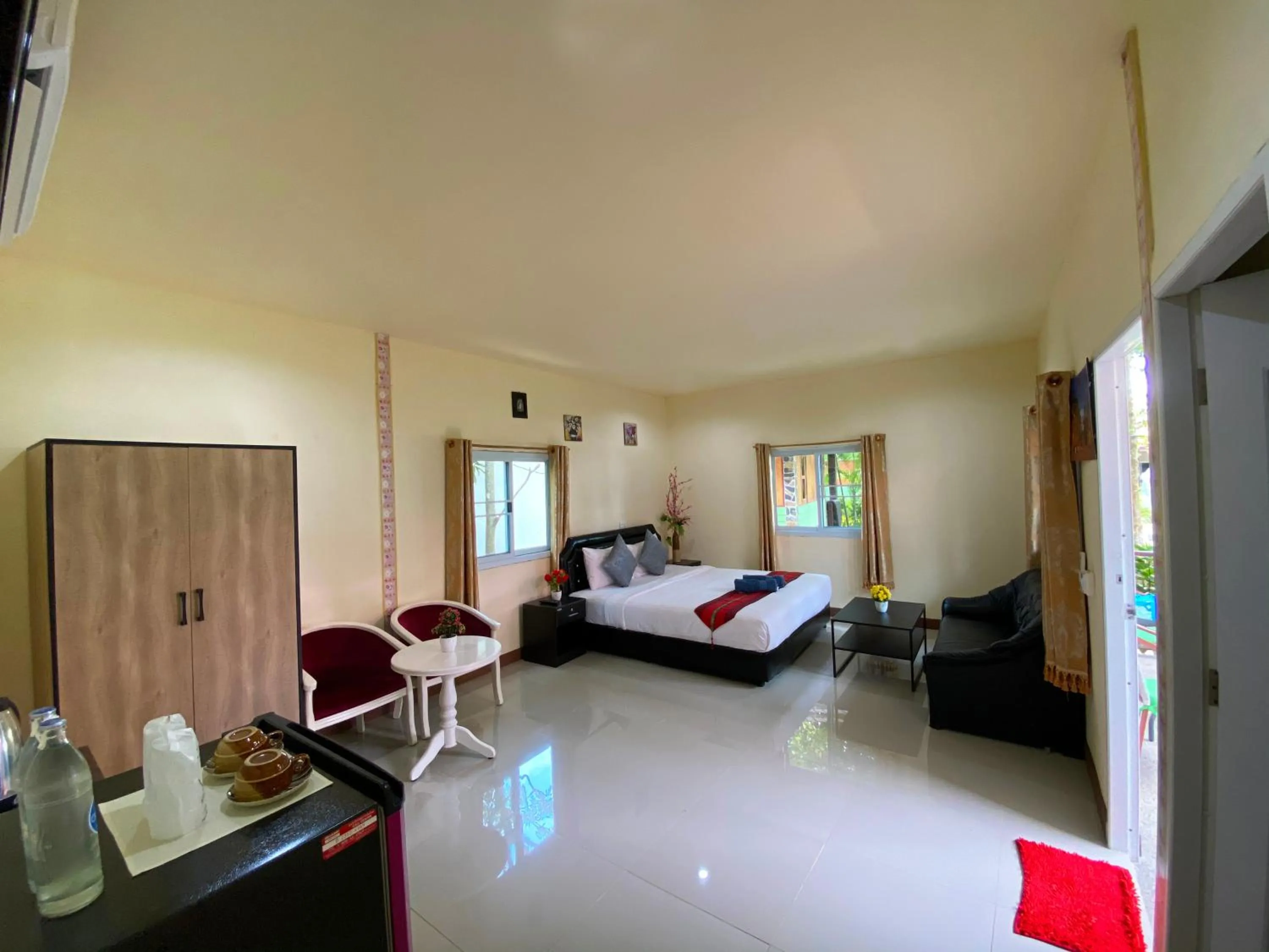 Bed in Everest Resort Samui - SHA Plus