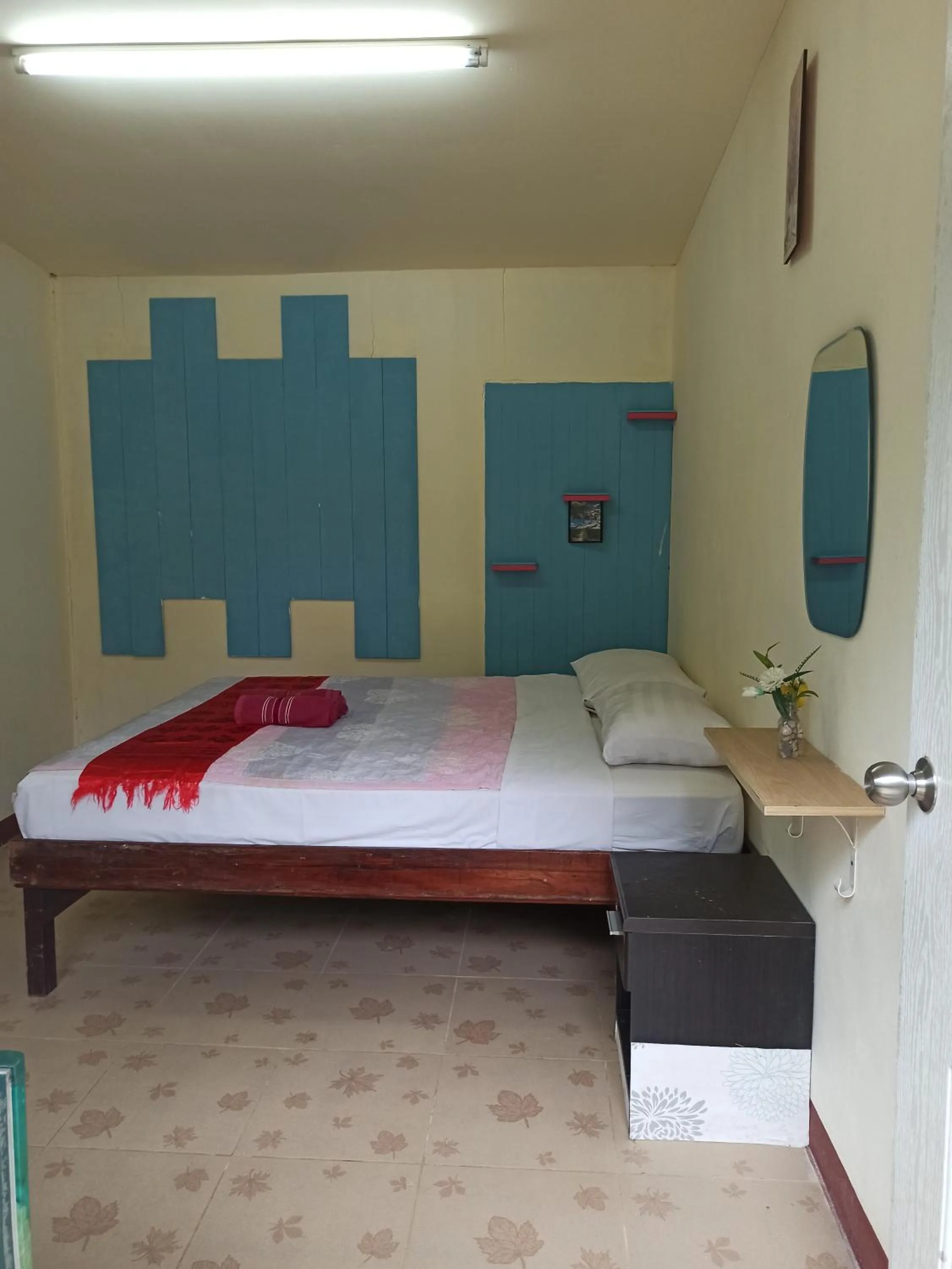 Bed in Everest Resort Samui - SHA Plus