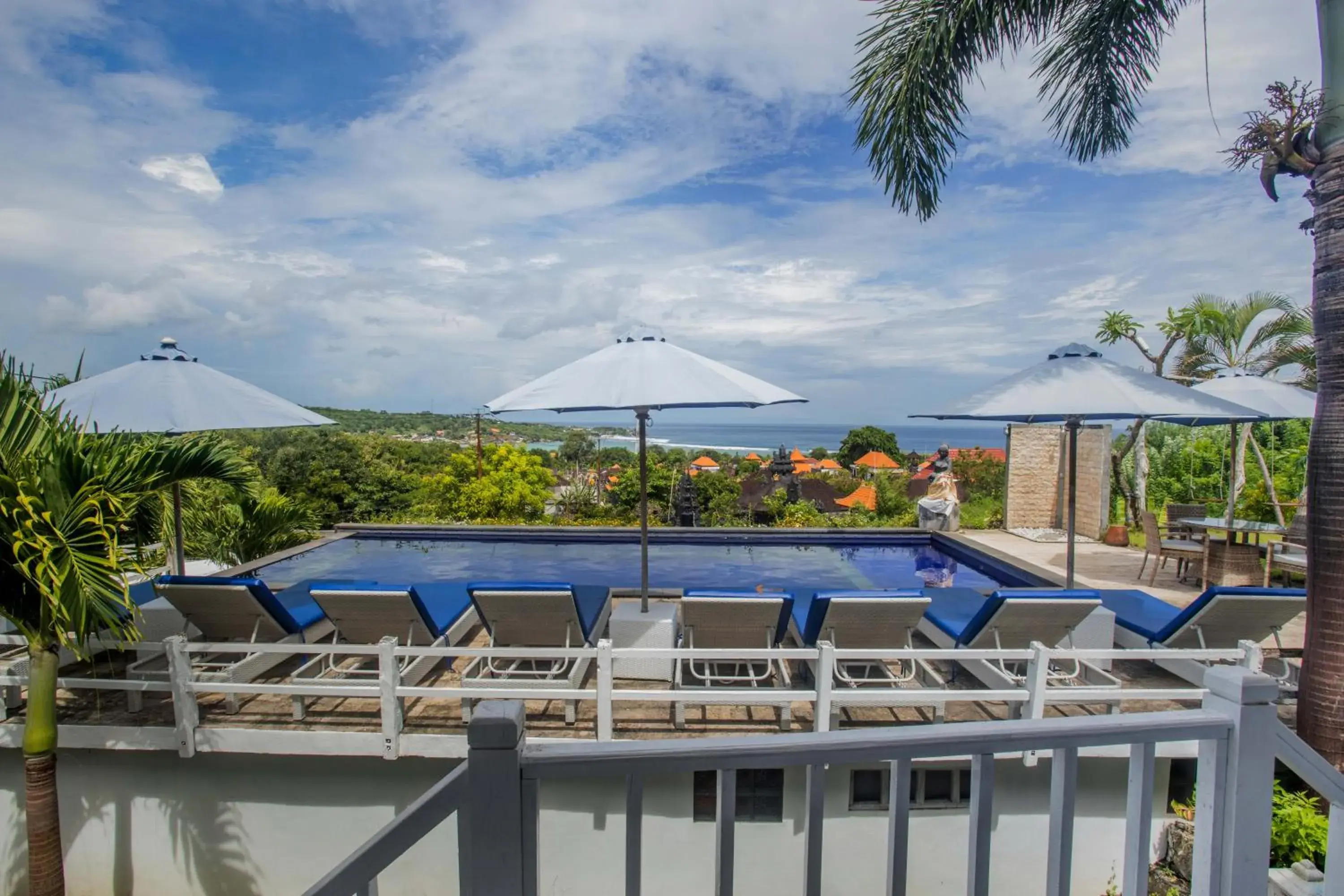 Family Room with Sea View in Grand Sea View Lembongan Family Room with Sea View in Grand Sea View Lembongan