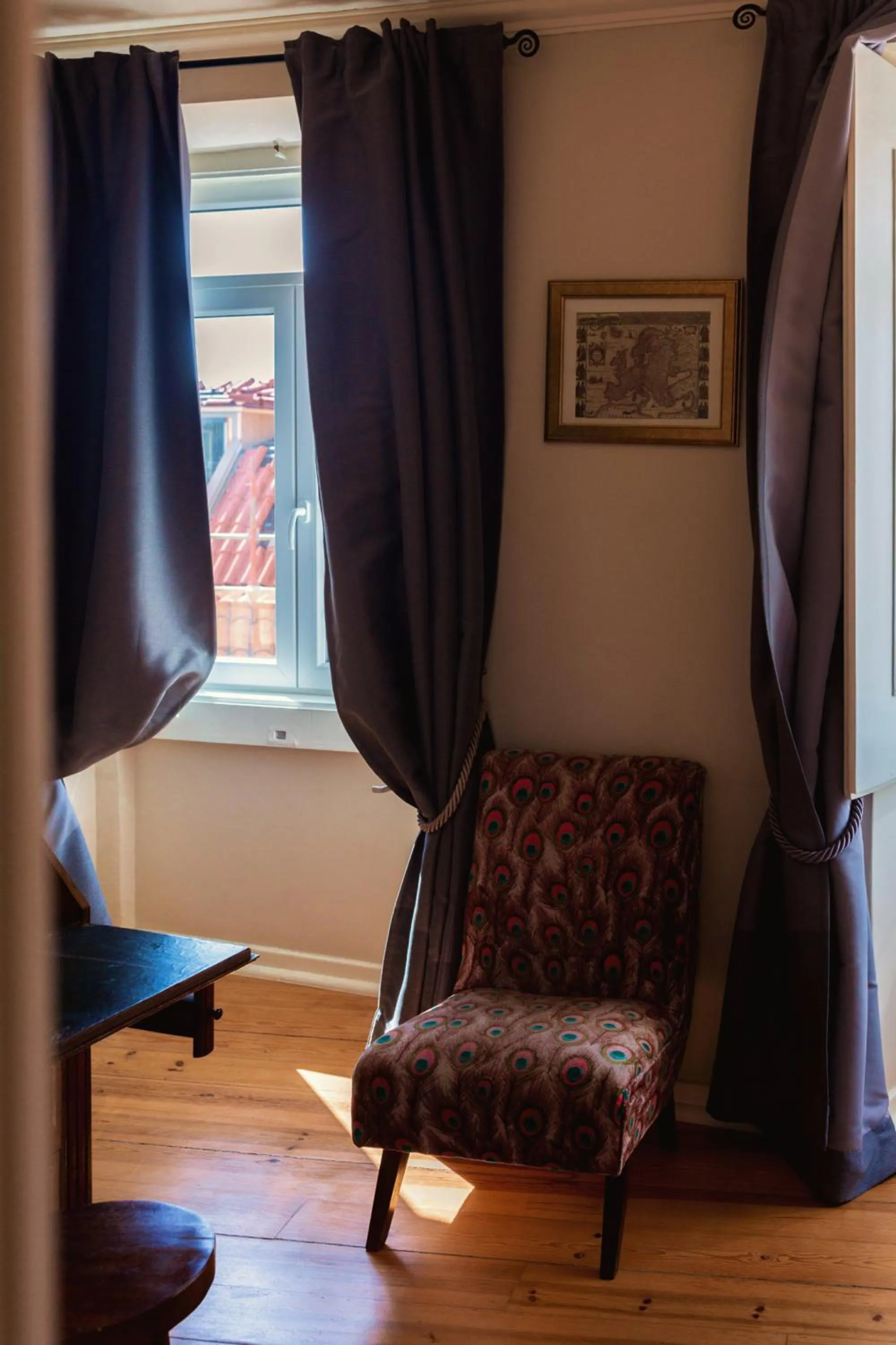 Seating area in Hotel Alegria