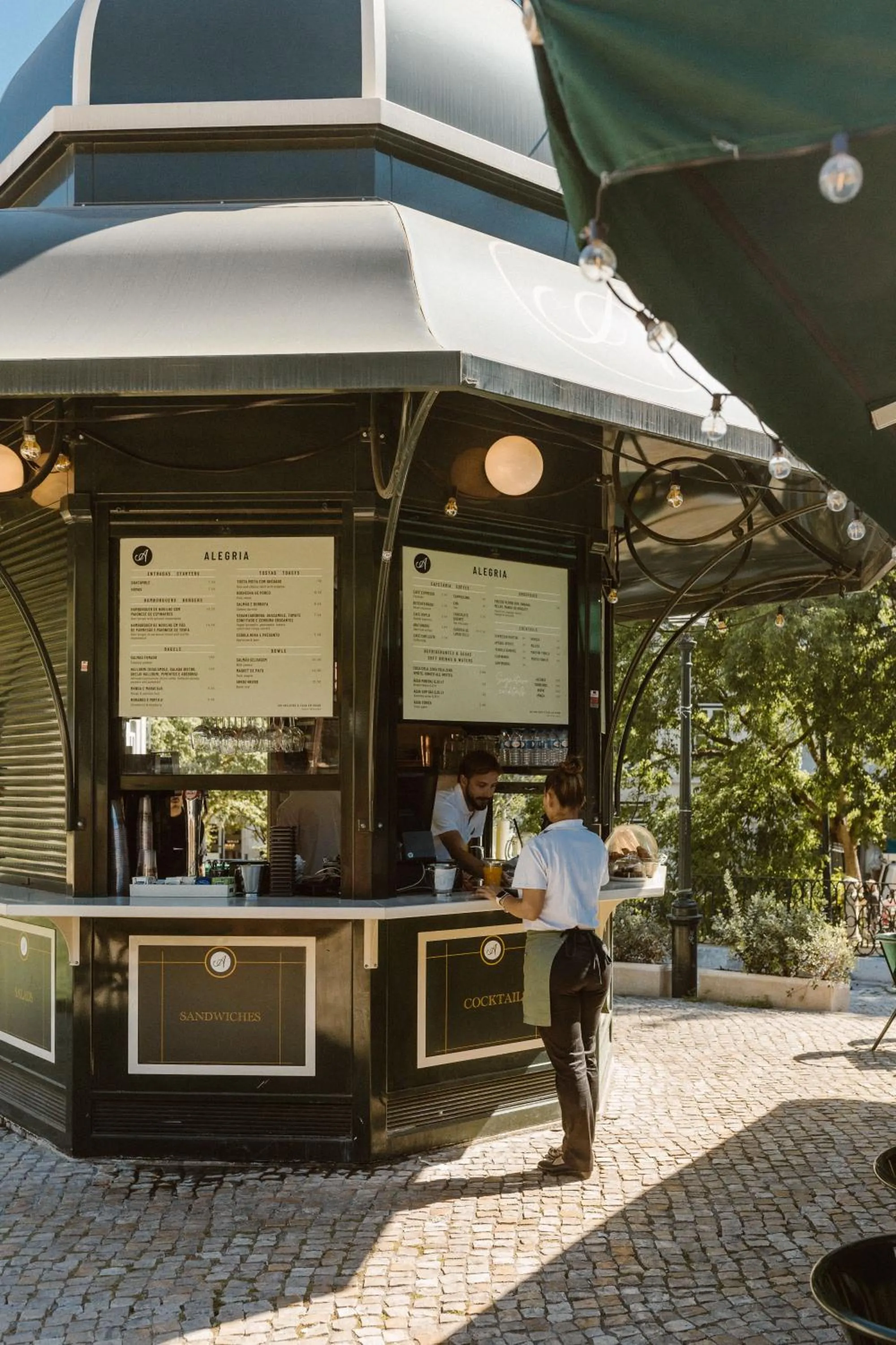 Restaurant/places to eat in Hotel Alegria