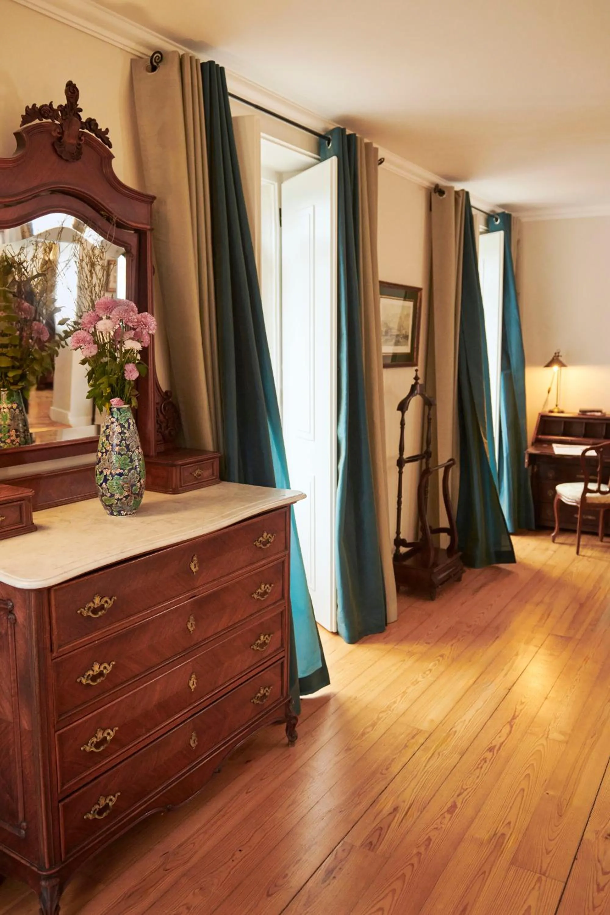 Bedroom, Bed in Hotel Alegria