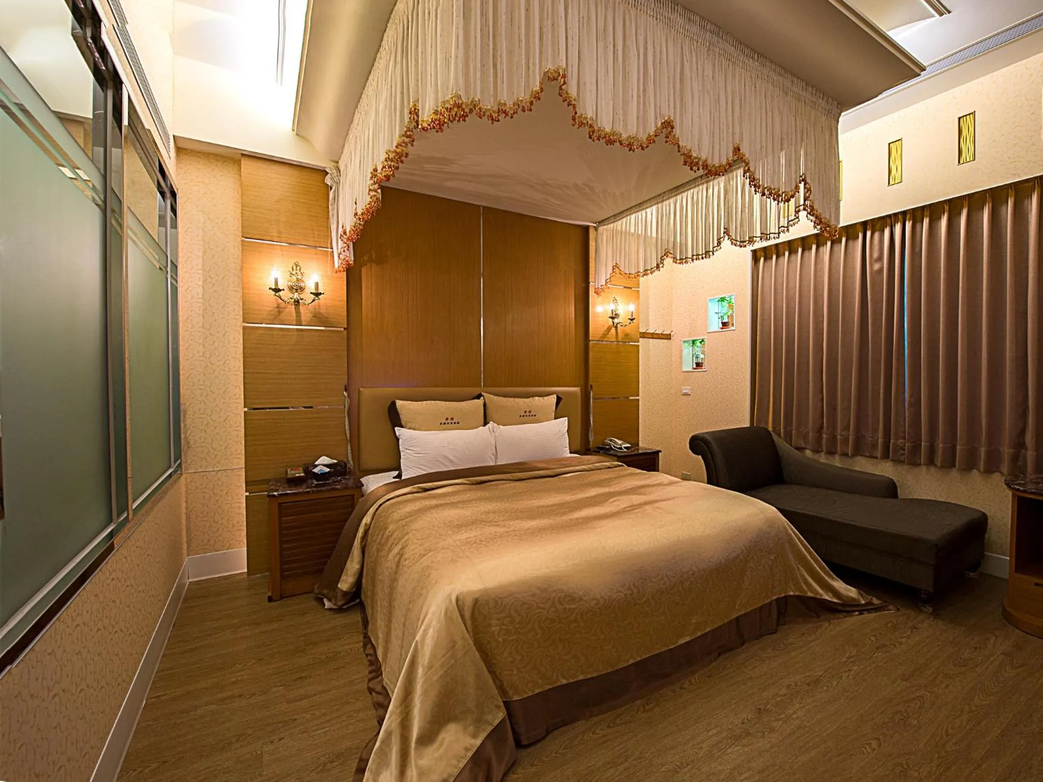 Photo of the whole room, Bed in Lai Yin Motel