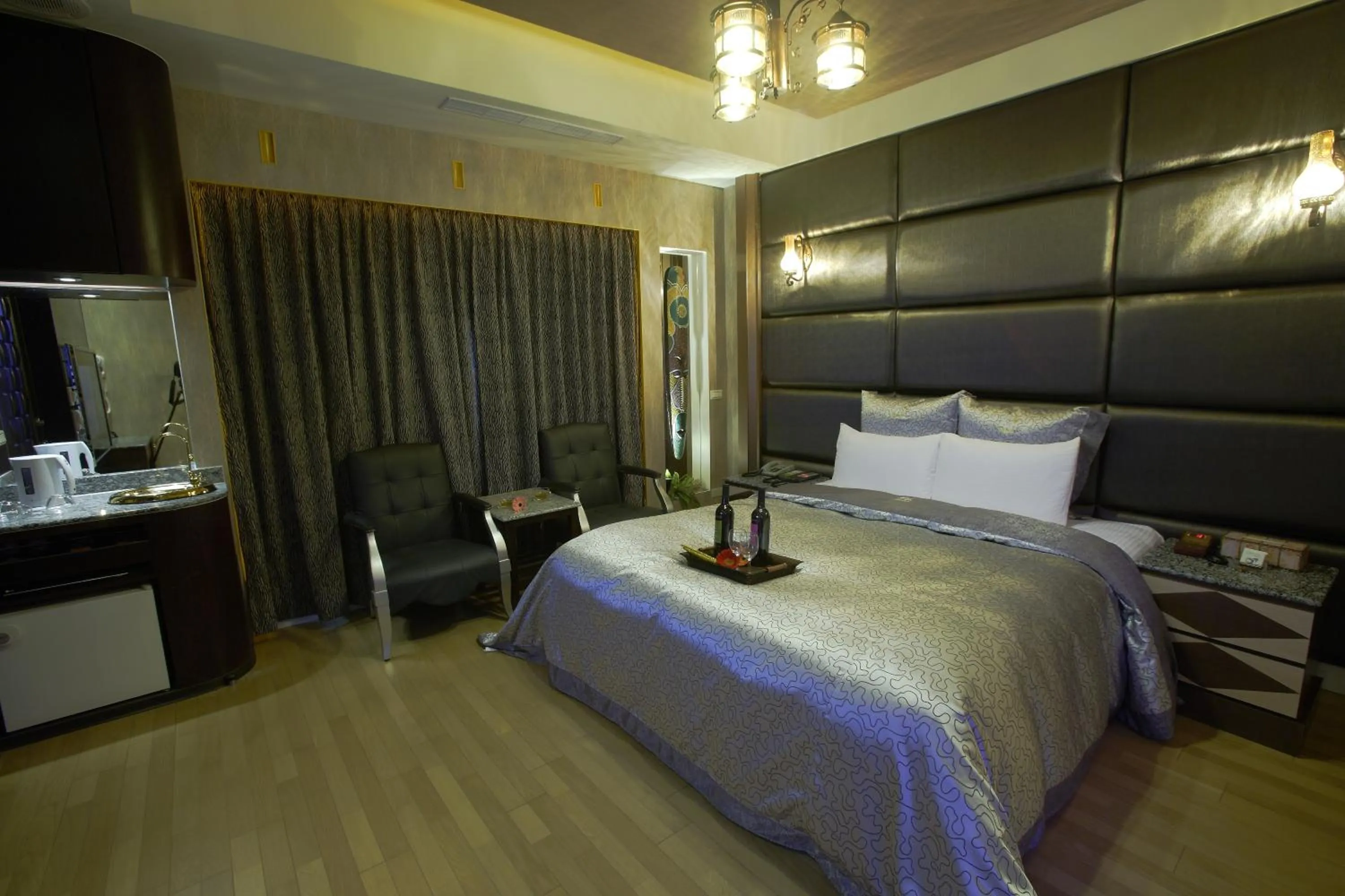 Photo of the whole room, Bed in Lai Yin Motel