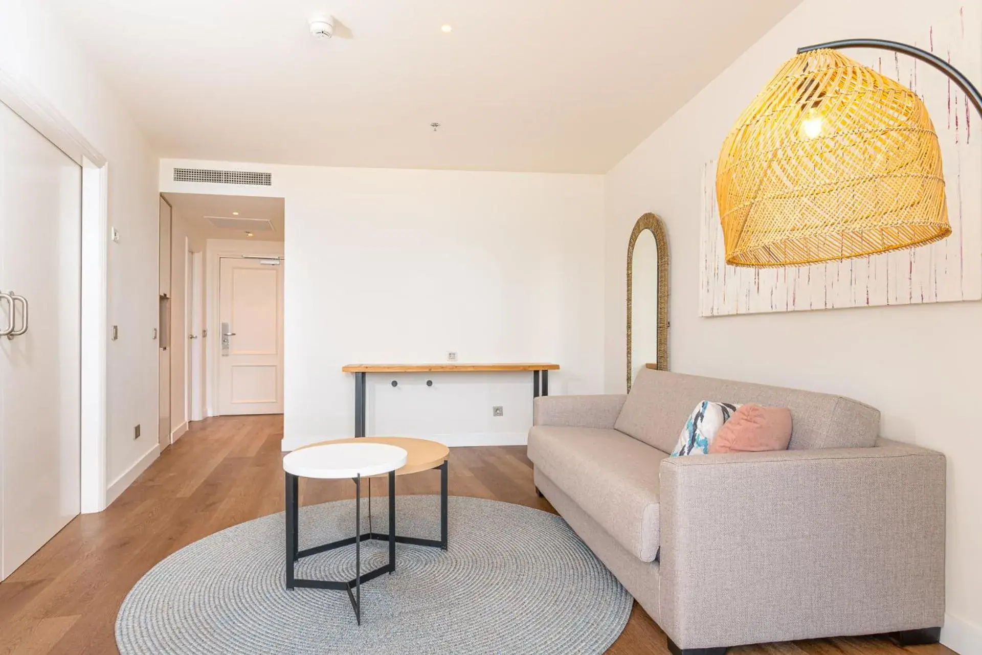 Bed in Mediterranean Palace Bed in Mediterranean Palace