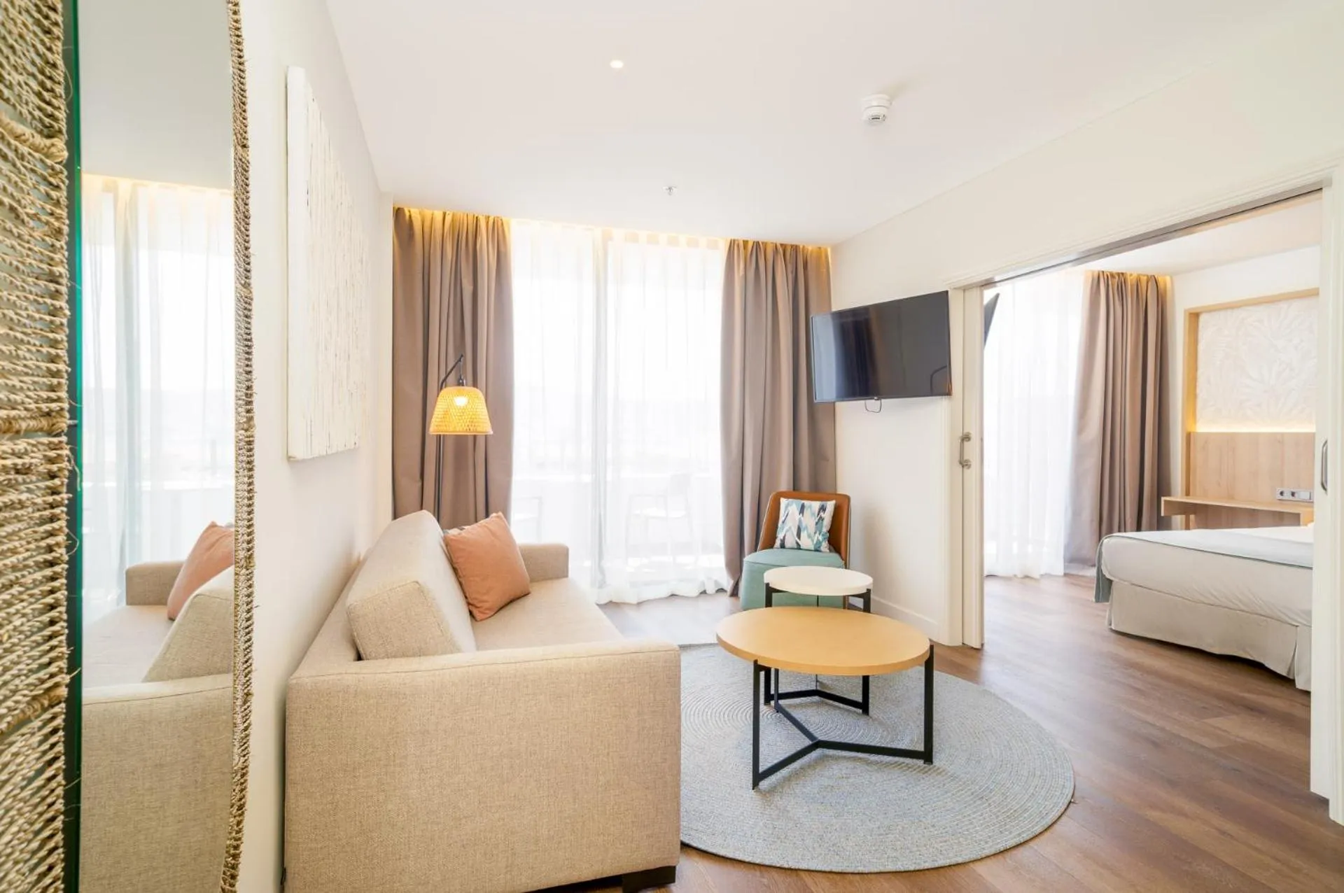 Living room, Bed in Mediterranean Palace
