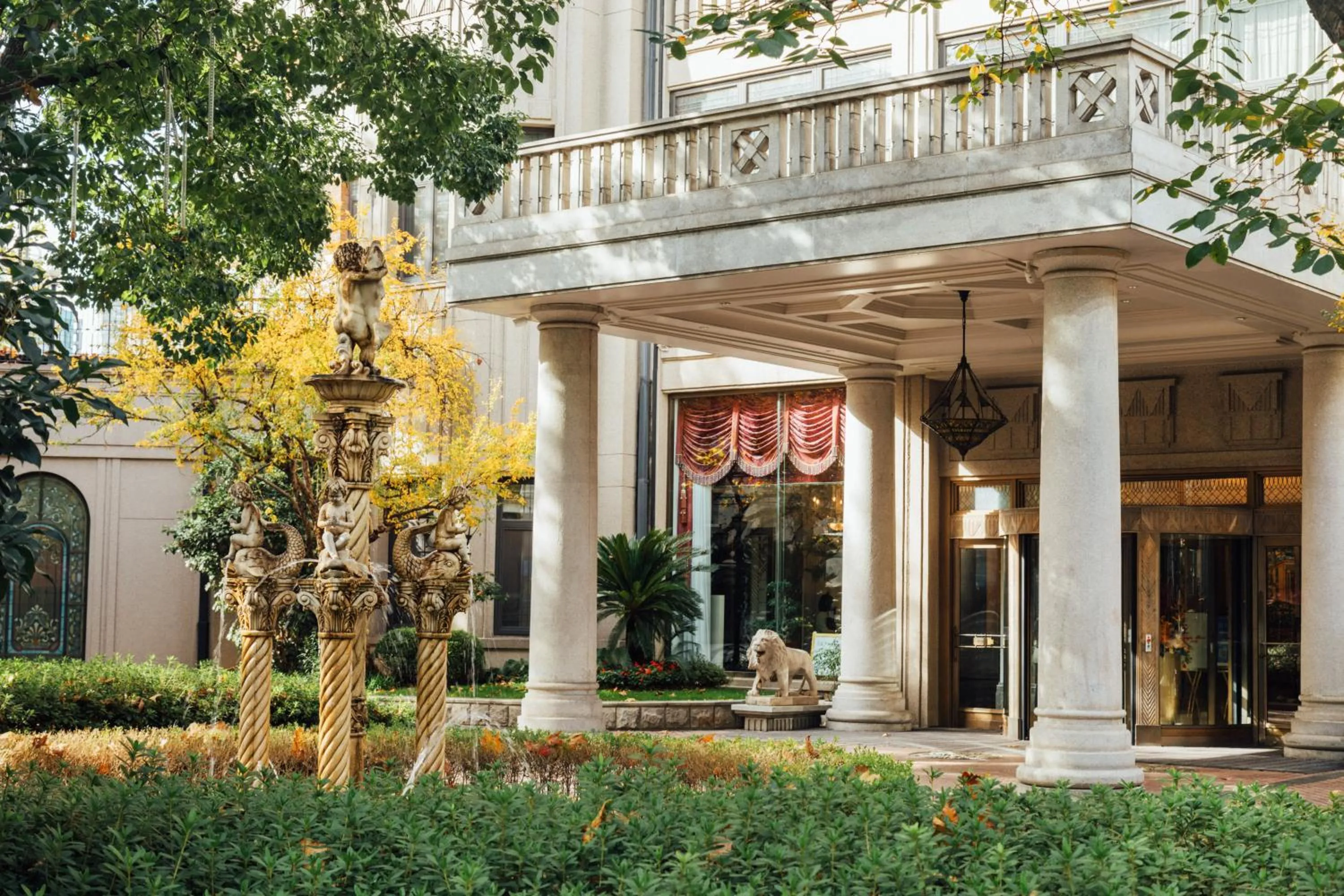 Garden in Shanghai Donghu Hotel - Shanghai Style Garden House