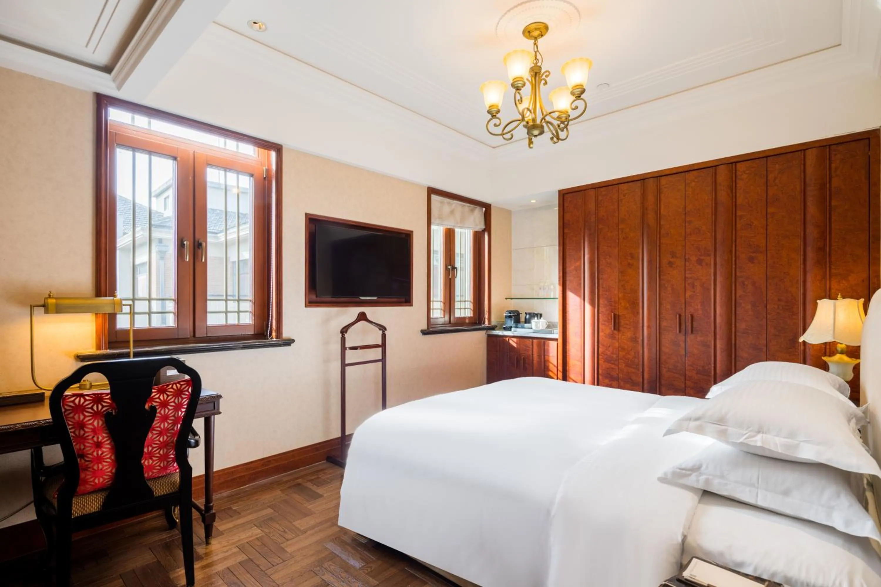 TV and multimedia, Bed in Shanghai Donghu Hotel - Shanghai Style Garden House