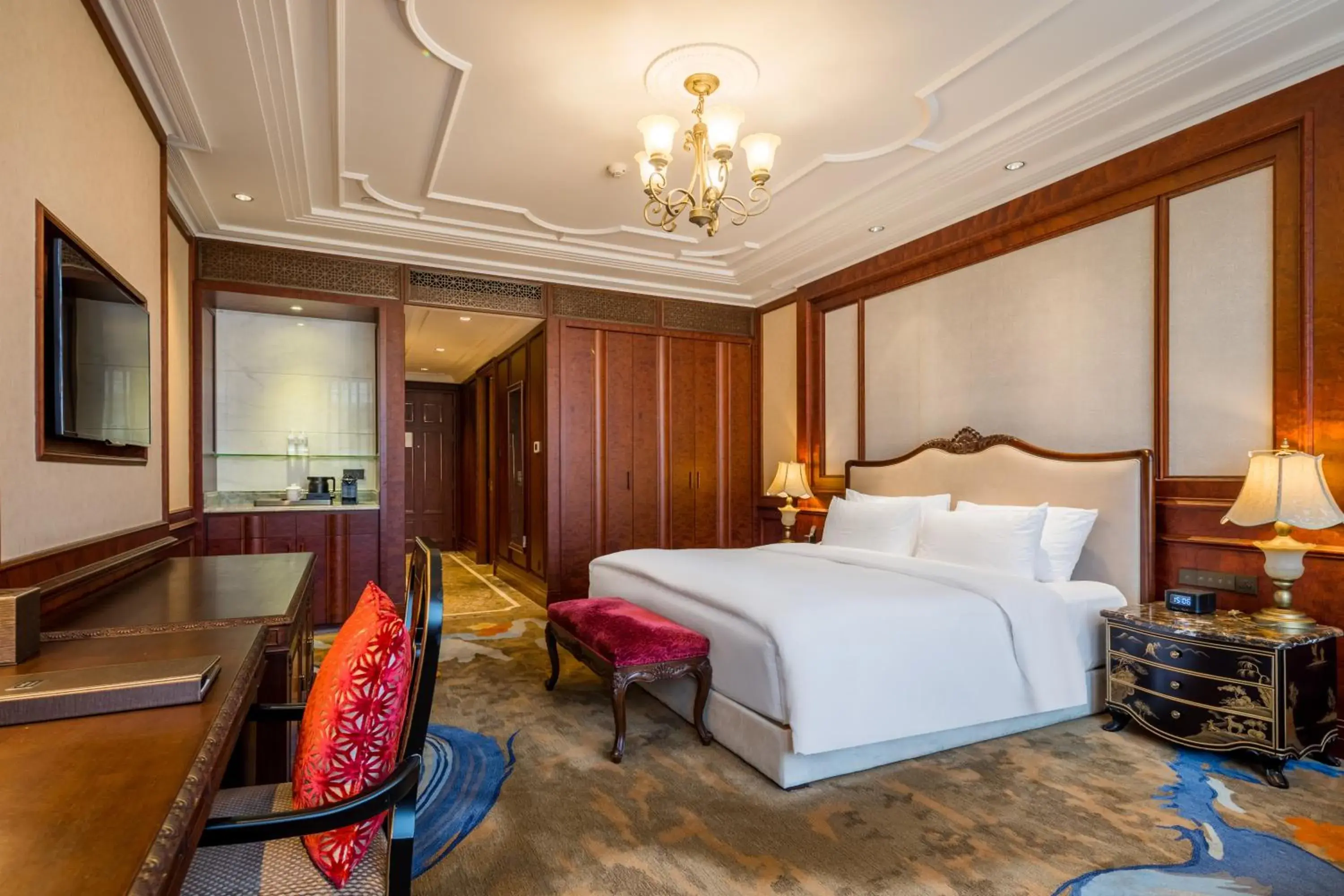 Bed in Shanghai Donghu Hotel - Shanghai Style Garden House Bed in Shanghai Donghu Hotel - Shanghai Style Garden House