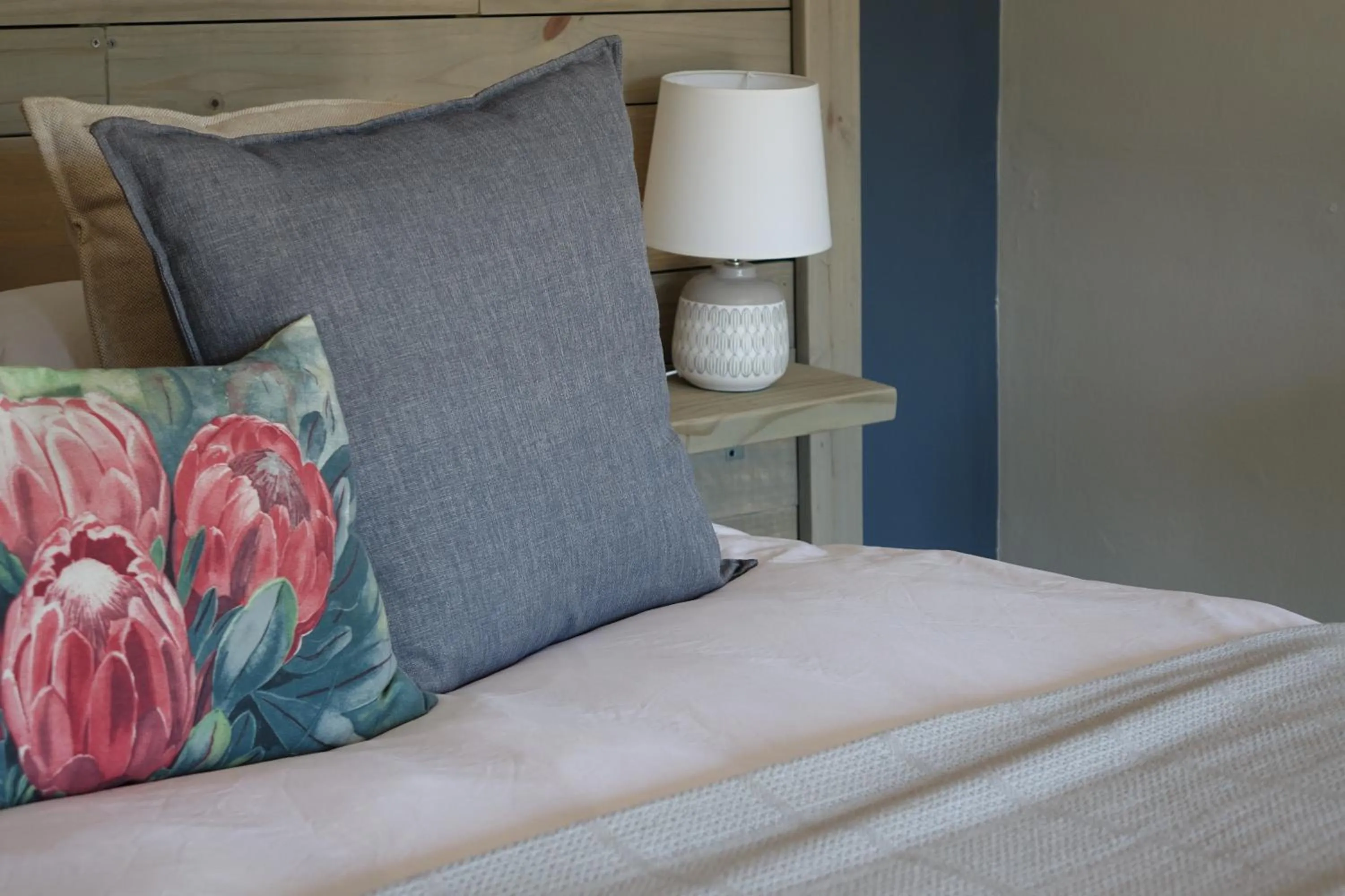 Bedroom, Bed in Notting Hill Lodge