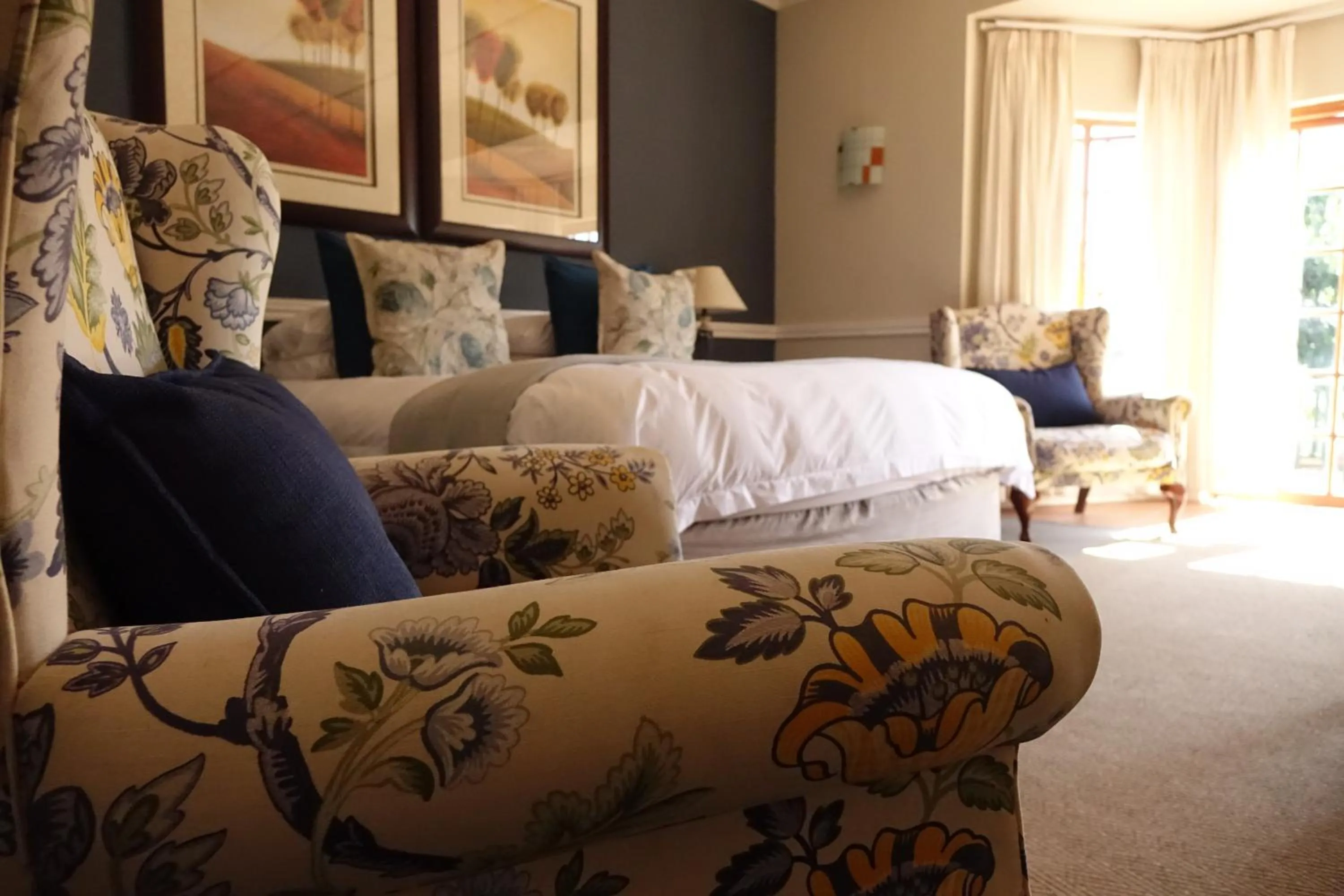 Bedroom, Bed in Notting Hill Lodge