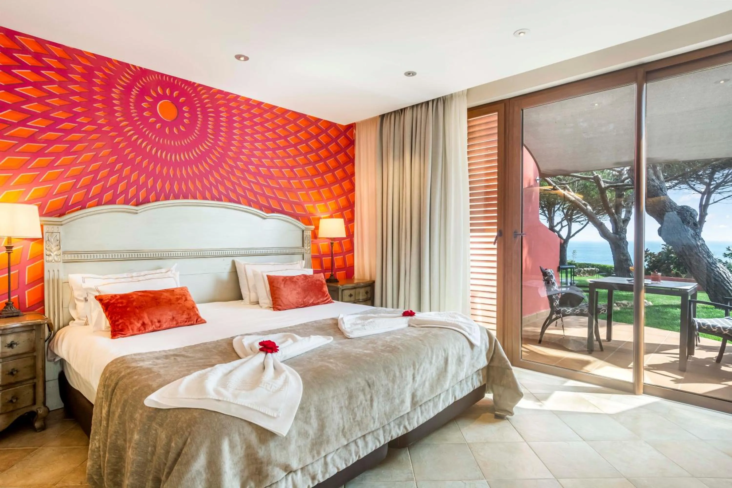 Balcony/Terrace, Bed in Boutique Hotel Vivenda Miranda