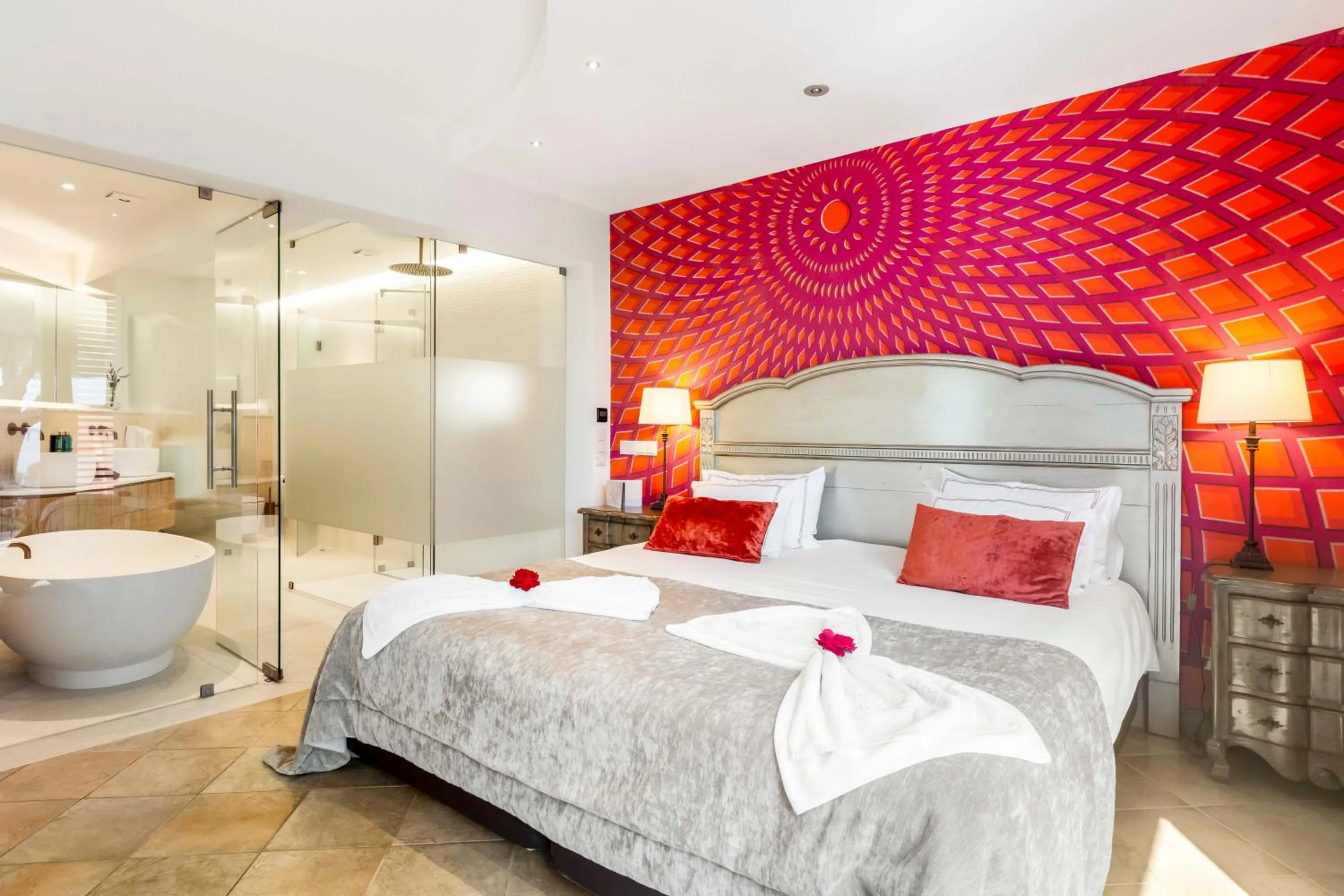 Bathroom, Bed in Boutique Hotel Vivenda Miranda