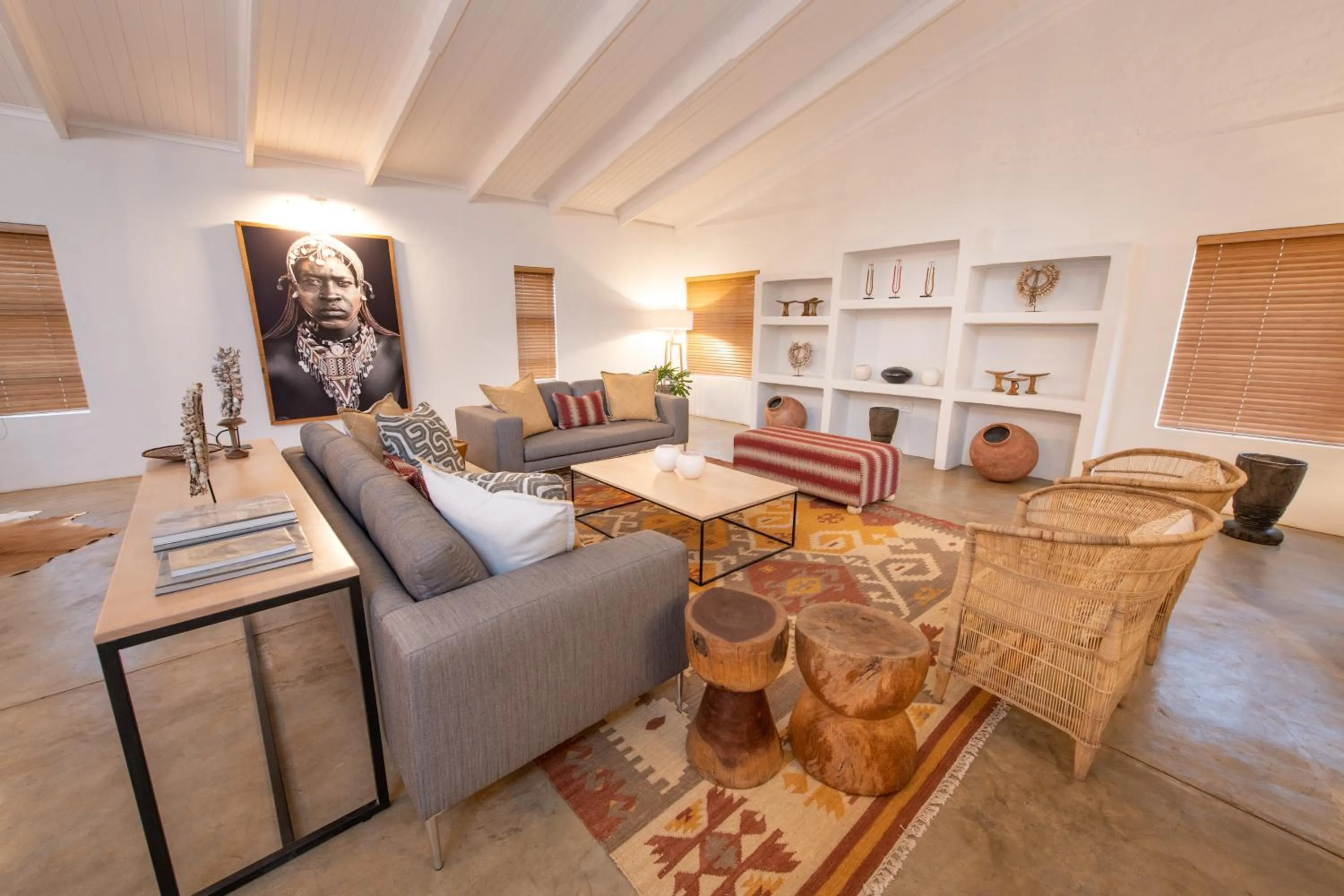 Communal lounge/ TV room in Unembeza Boutique Lodge & Spa