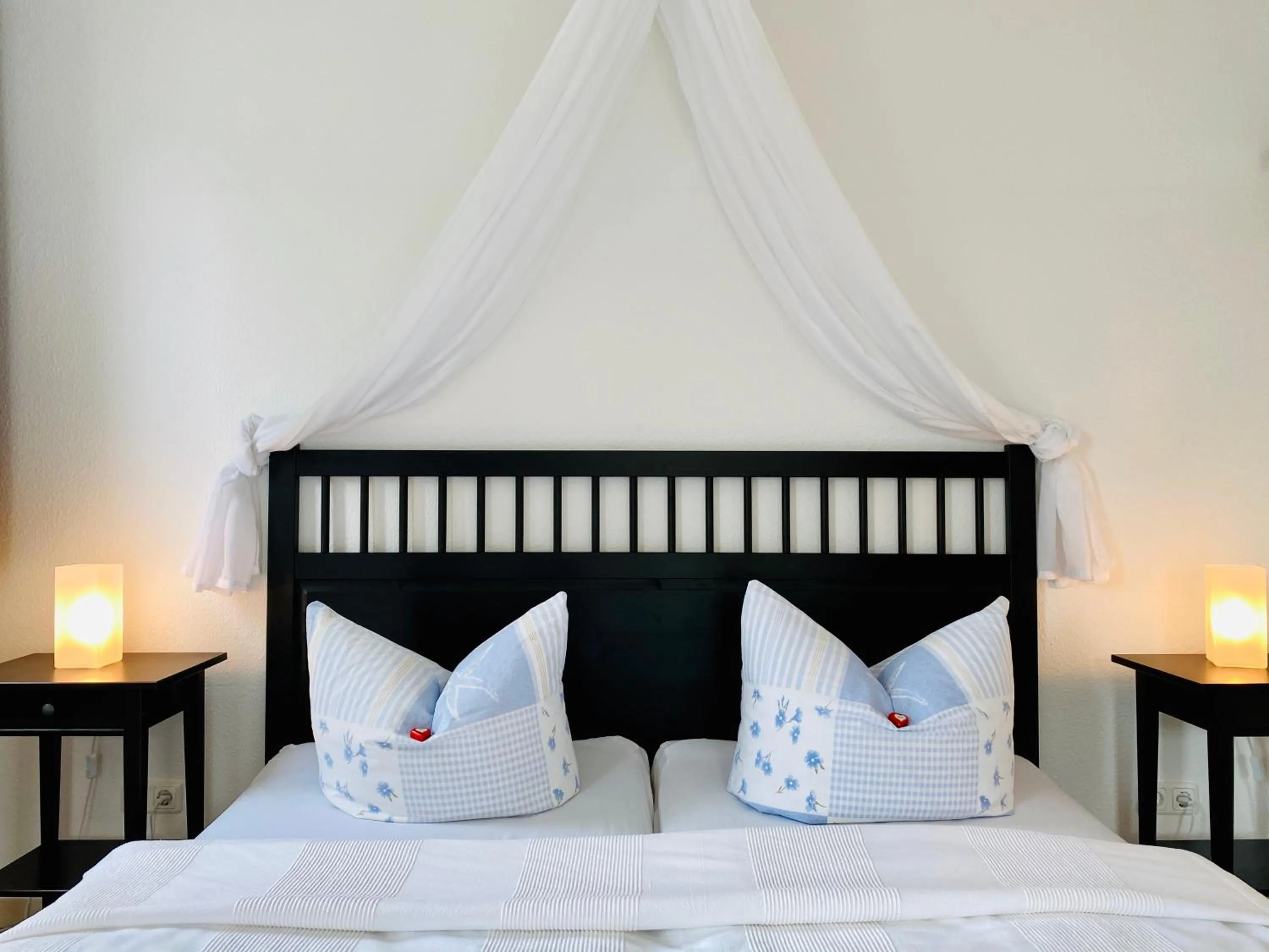 Bed in Dünenresidenz Karlshagen - Ferienwohnung Ginsterweg