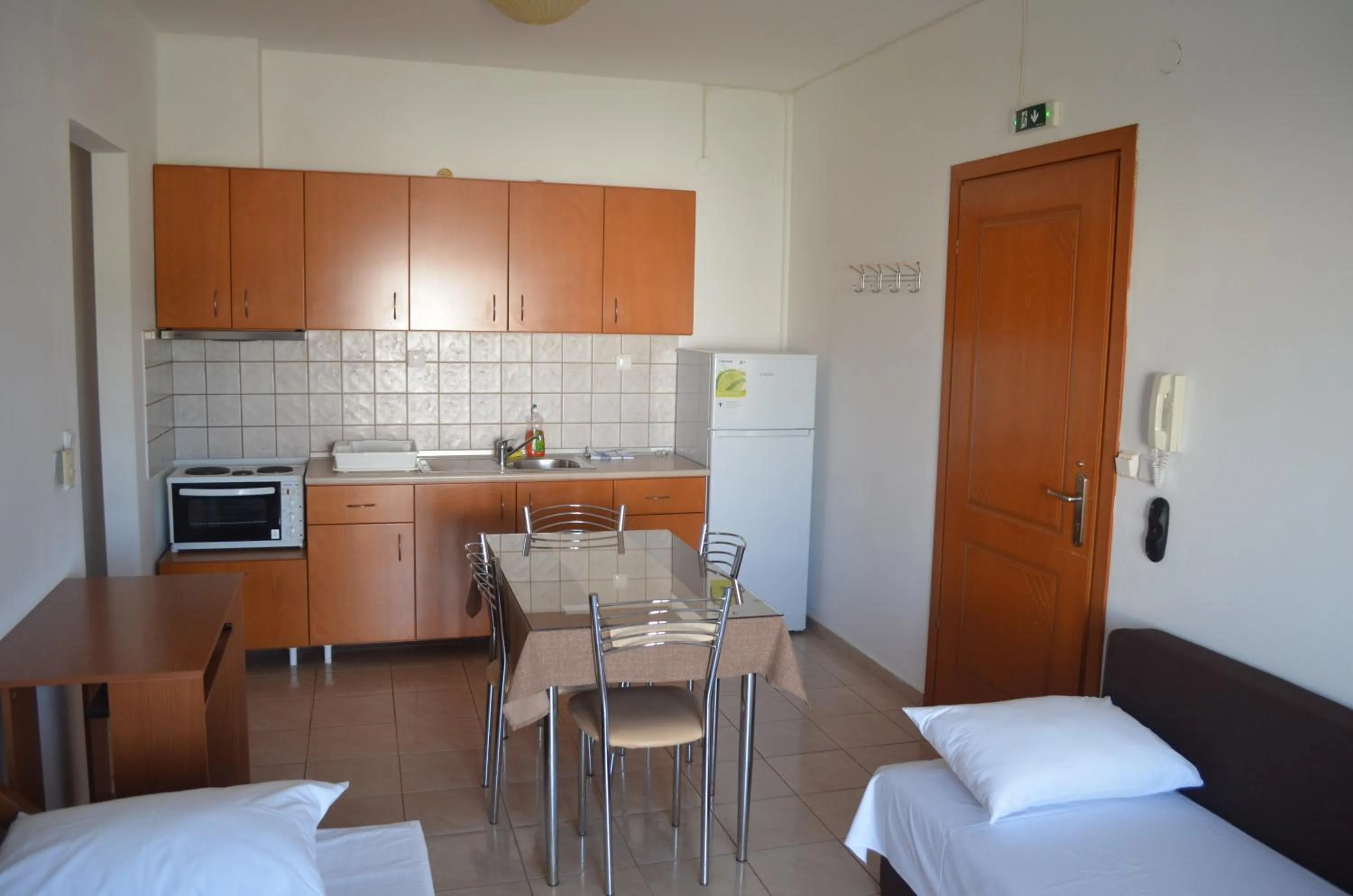 TV and multimedia in Irini Apartments