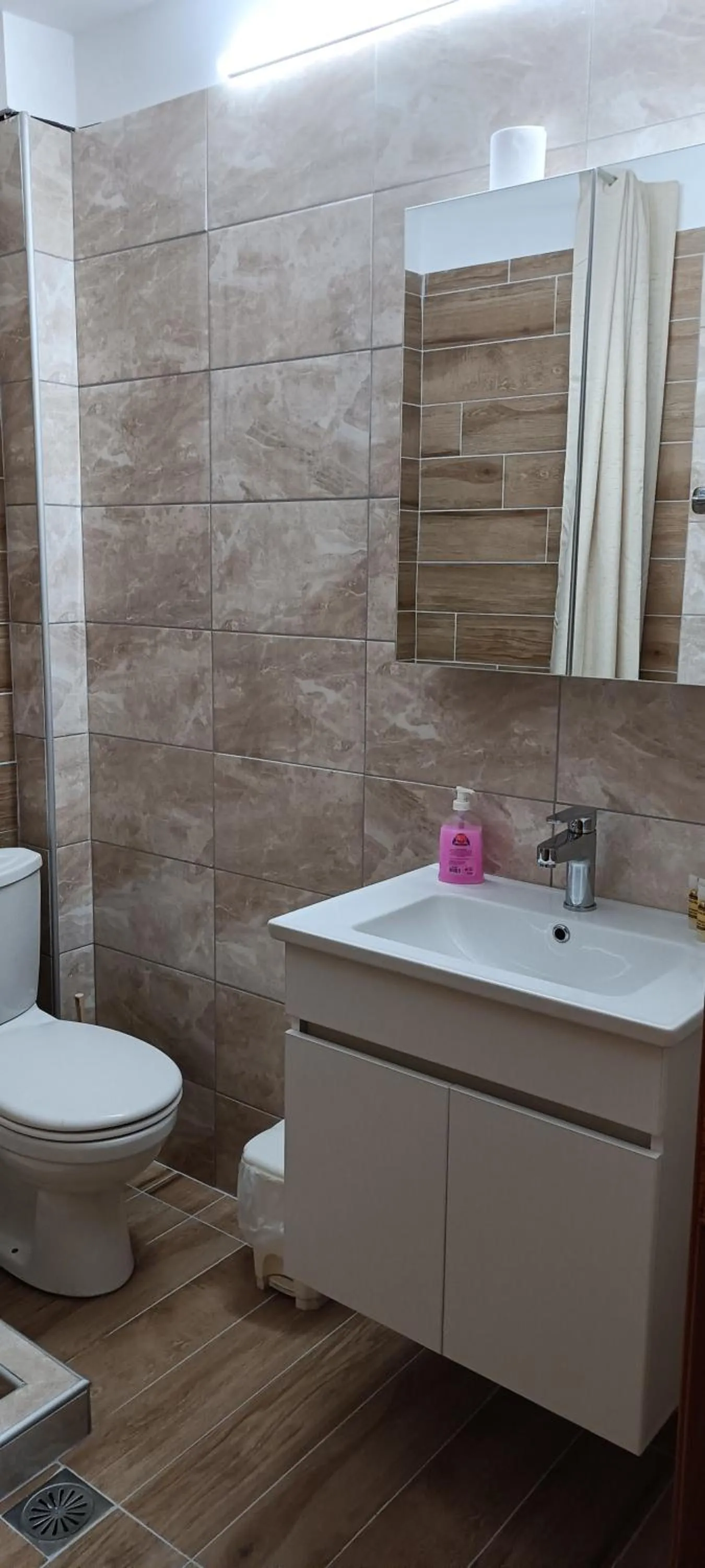 Shower in Irini Apartments