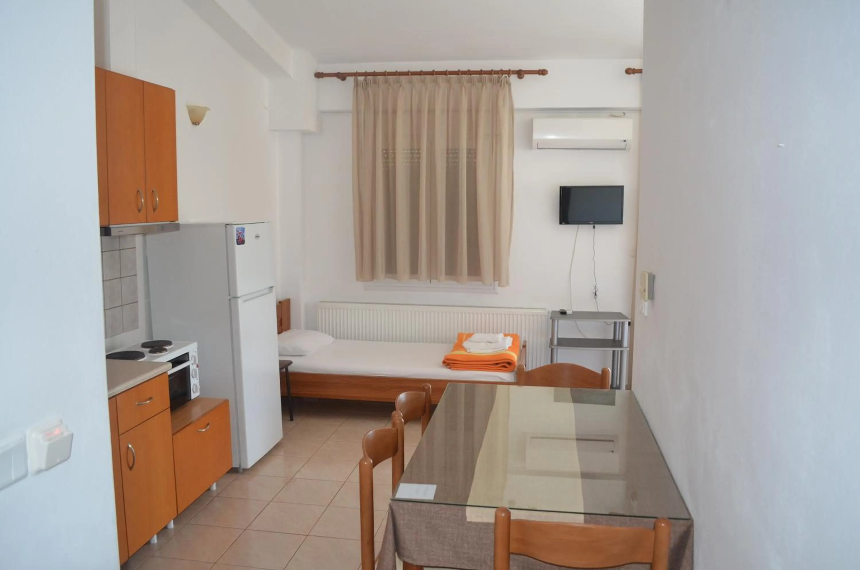 TV and multimedia in Irini Apartments